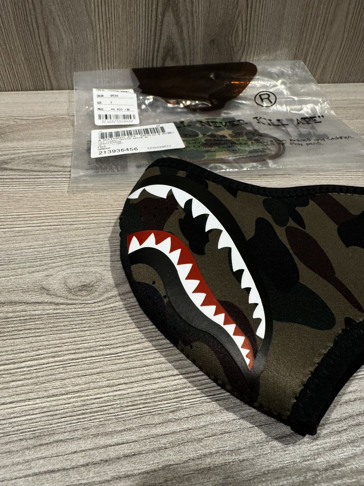 Bape Bathing ape BAPE 1st camo shark mask facemask new neoprene Size ONE SIZE - 4 Thumbnail