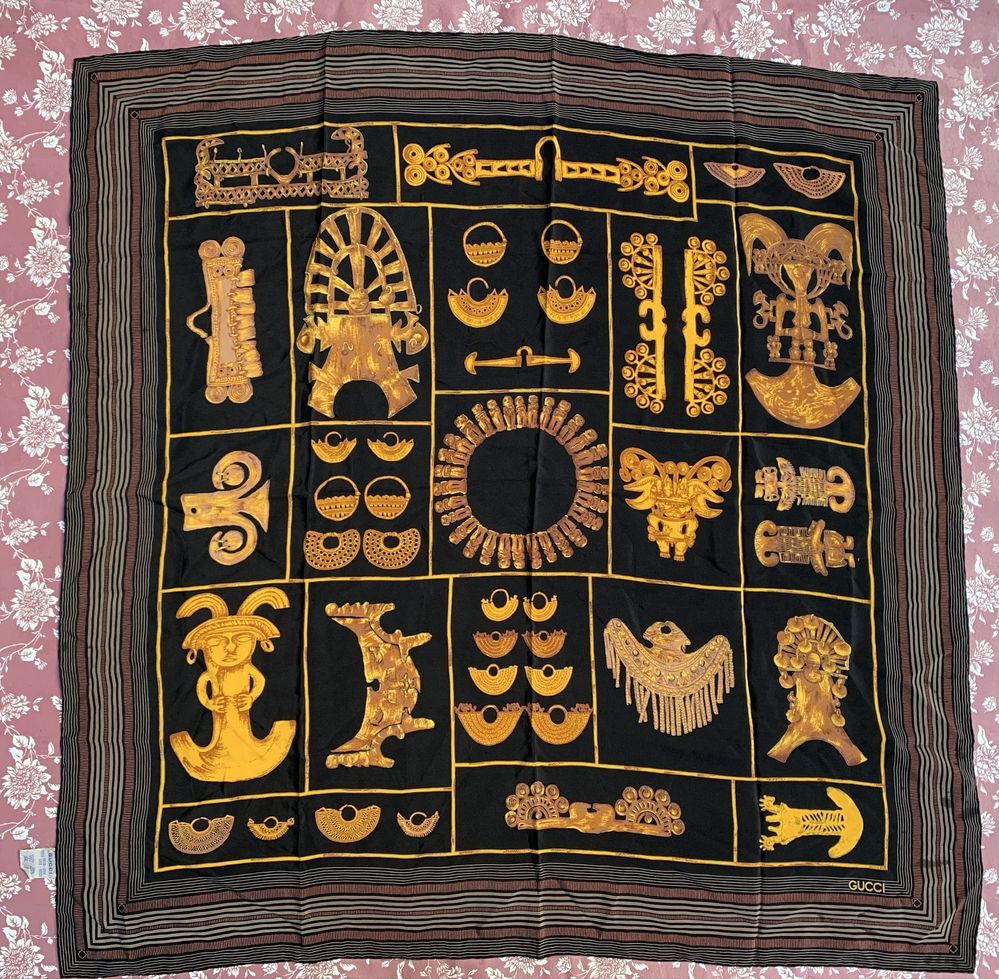 Gucci Vintage Gucci Silk Scarf Size ONE SIZE - 1 Thumbnail