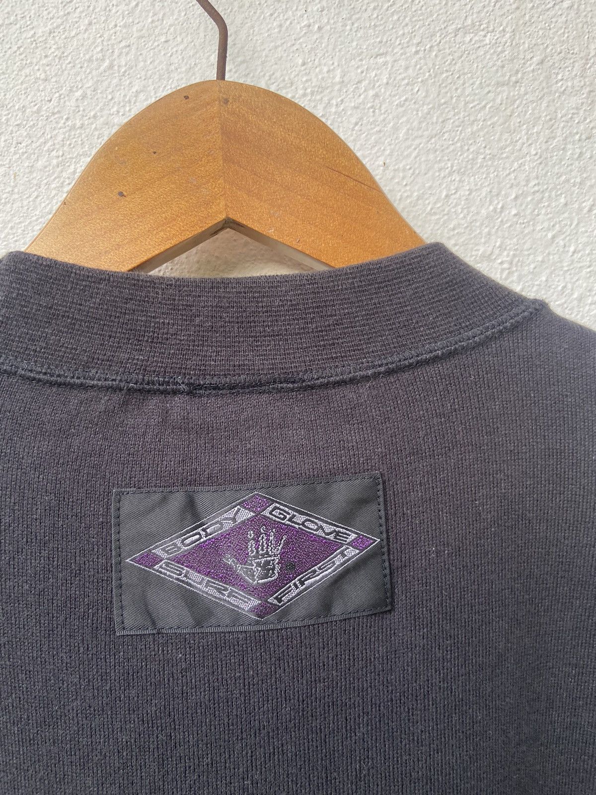 Body Glove 🔥 Vtg 80s Body Glove t shirt long sleeve surf design Size US L / EU 52-54 / 3 - 8 Thumbnail