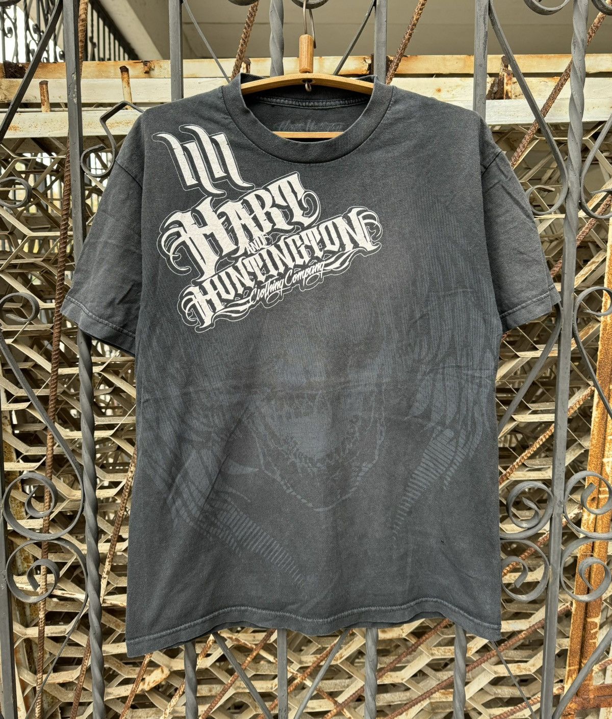 Affliction Hart and Huntington Graphic Print T Shirt Tatto Skull AOP Size US L / EU 52-54 / 3 - 1 Thumbnail