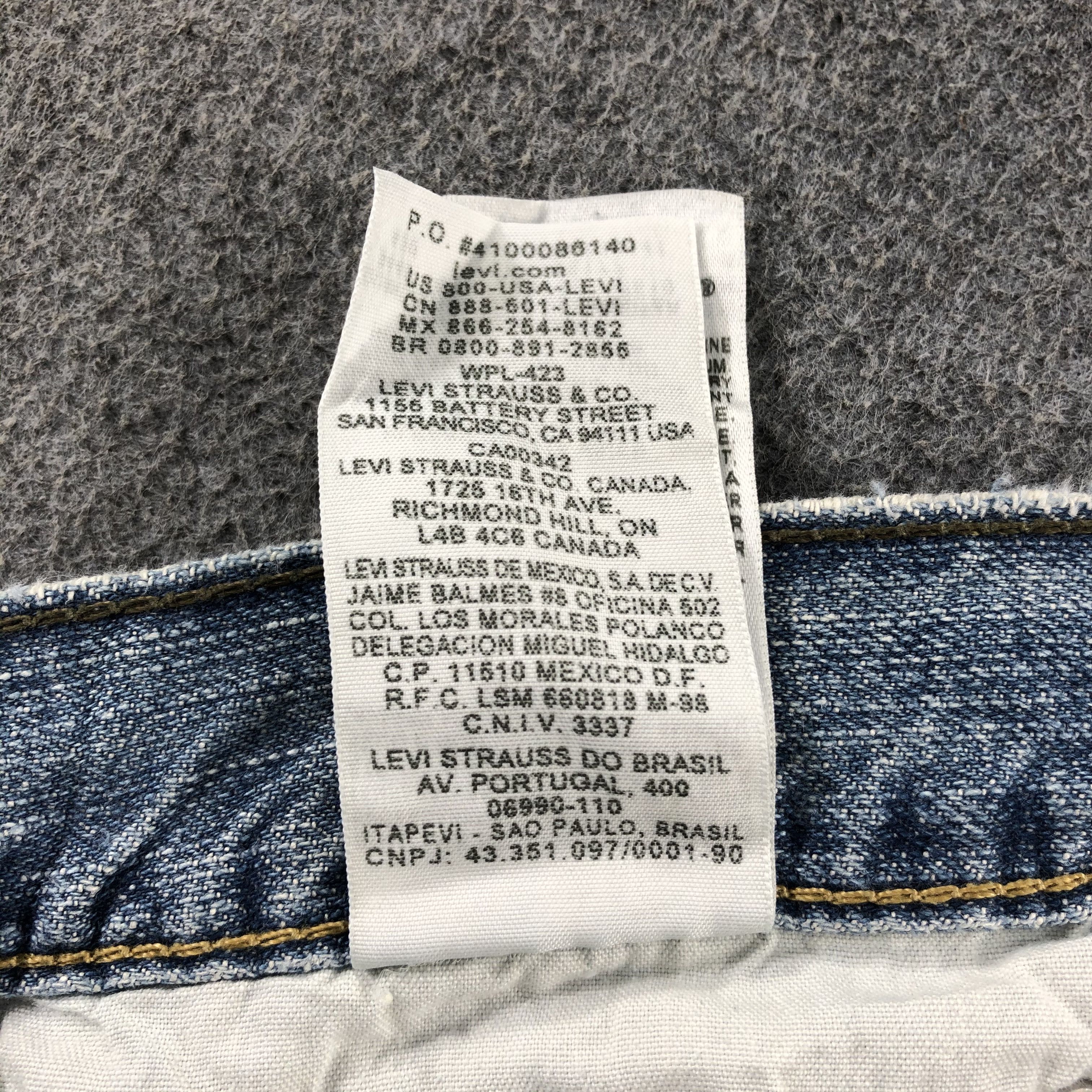Levi's Vintage Blue Wash Levis 514 Jeans-J2560 Size US 31 - 14 Thumbnail