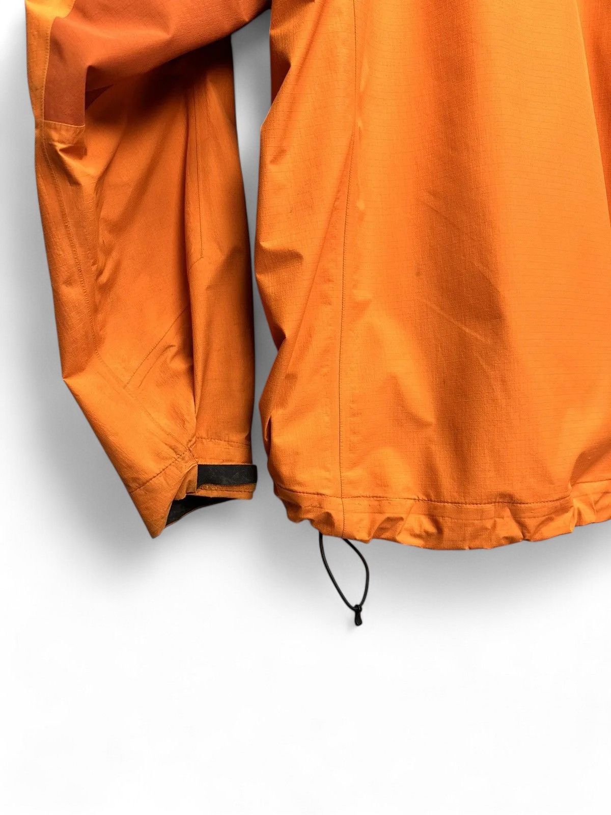 Goretex Arcteryx orange tech jacket outdoor windproof hiking style Size US XL / EU 56 / 4 - 15 Thumbnail