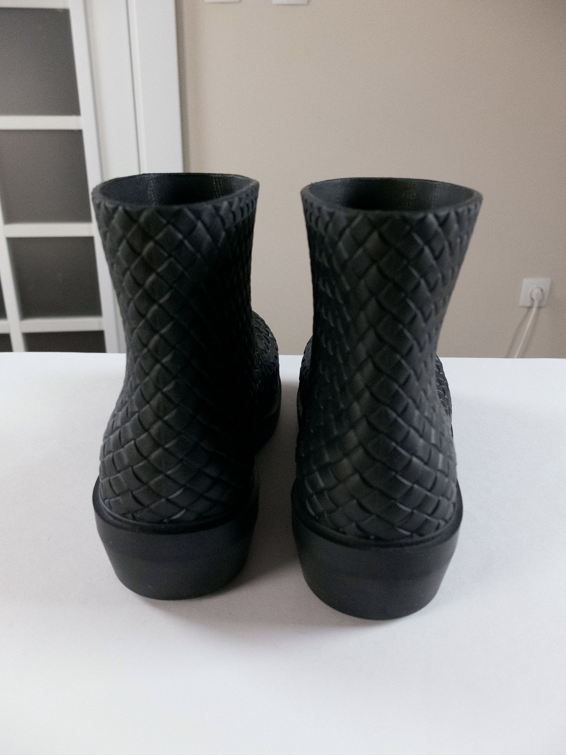 Bottega Veneta BOTTEGA VENETA Fireman black intrecciato rubber boots 8 / 41 Size US 8 / EU 41 - 8 Thumbnail