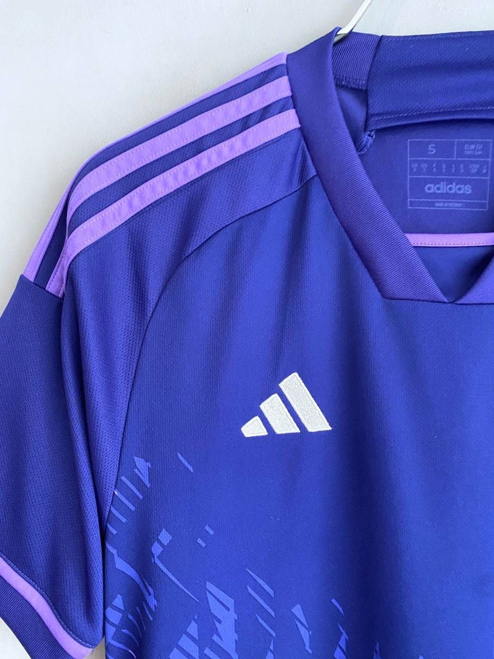 Adidas Argentina National Football Team 2022 Away Soccer Jersey, S Size US S / EU 44-46 / 1 - 5 Thumbnail