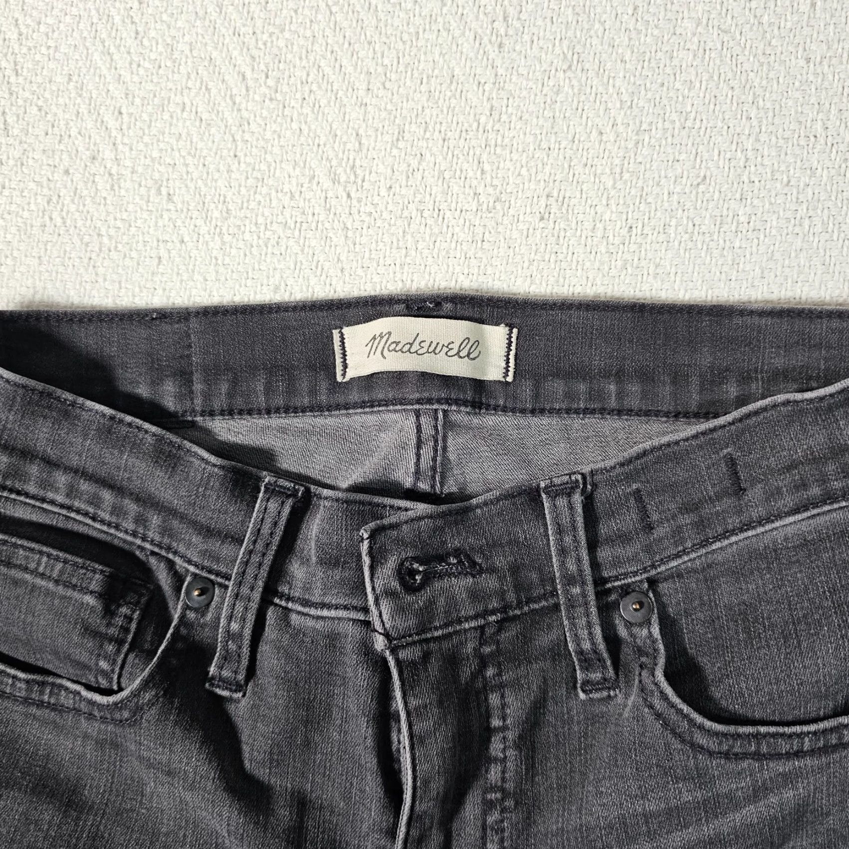 Madewell Madewell Women's Distressed Mid Rise Skinny Jeans Size 27 Black Classic Size 27" / US 4 / IT 40 - 3 Thumbnail