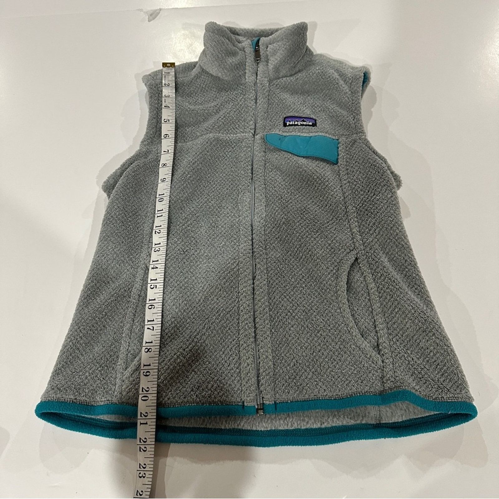 Patagonia Patagonia Polartec Gray & Blue Re-Tooled Full Zip Vest Sz S Size S / US 4 / IT 40 - 10 Thumbnail