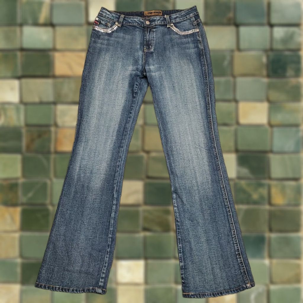 Denime Yuka Jeans Womens 8 Blue Denim Bootcut Rhinestone Cowboy Western Pants Shirt? Size 30" / US 8 / IT 44 - 1 Thumbnail
