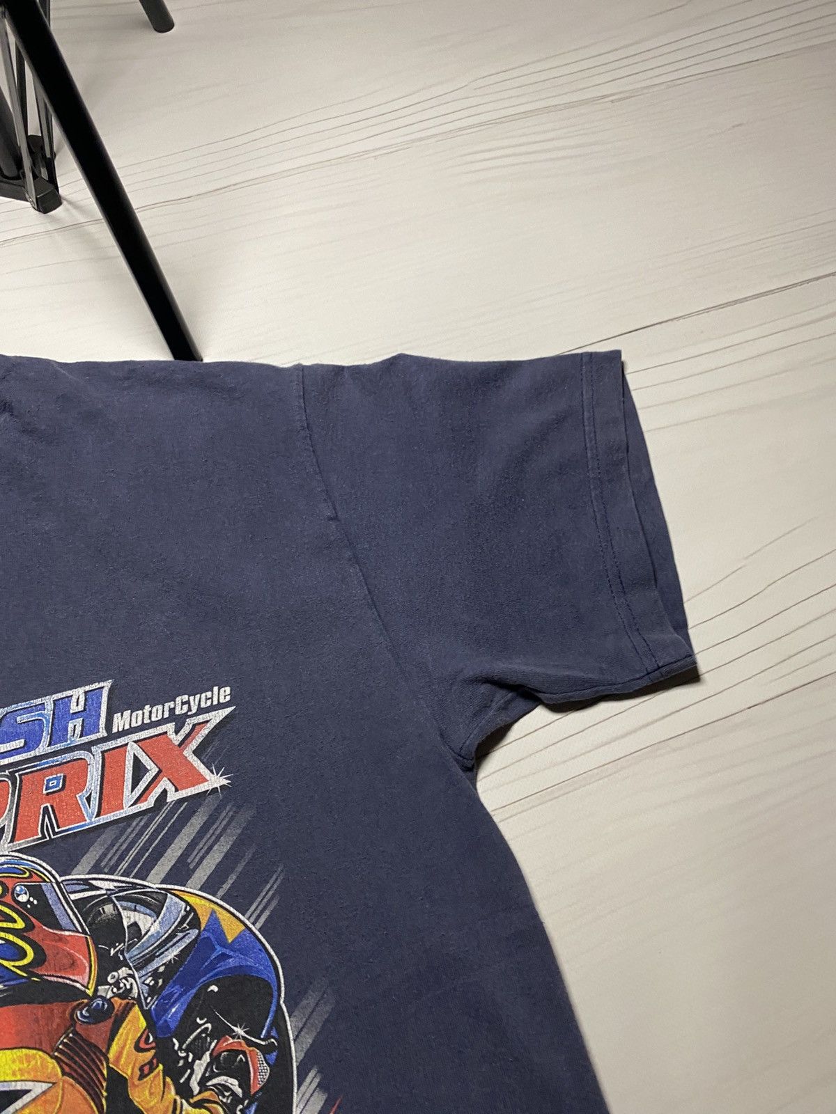 Vintage Vintage British Grand Prix 2002 motorcycle faded t shirt Size US L / EU 52-54 / 3 - 4 Thumbnail