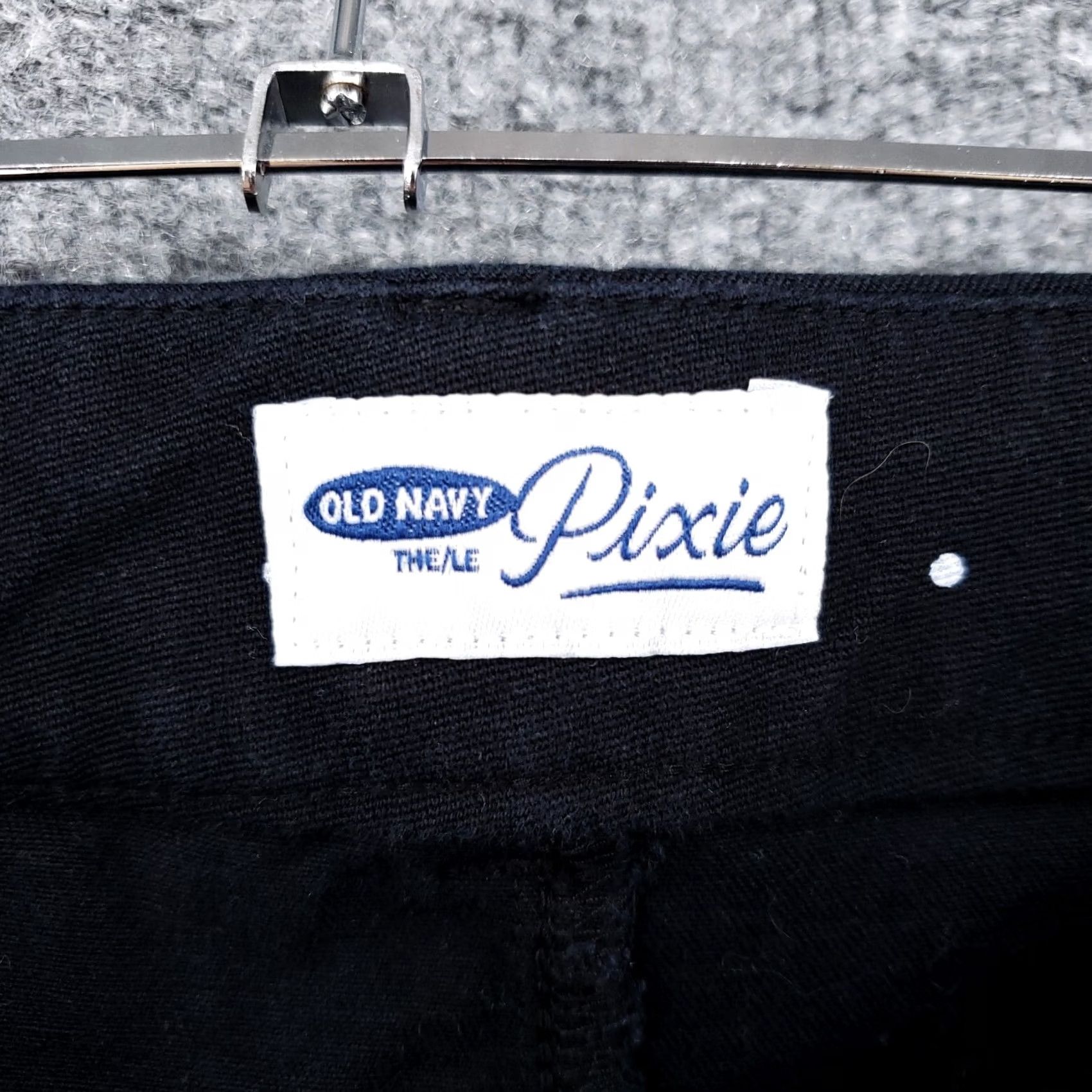 Old Navy Old Navy Pants Womens Pixie Black Straight Leg Polka Dots Flat Front Size 4 Regular Size 29" - 4 Thumbnail
