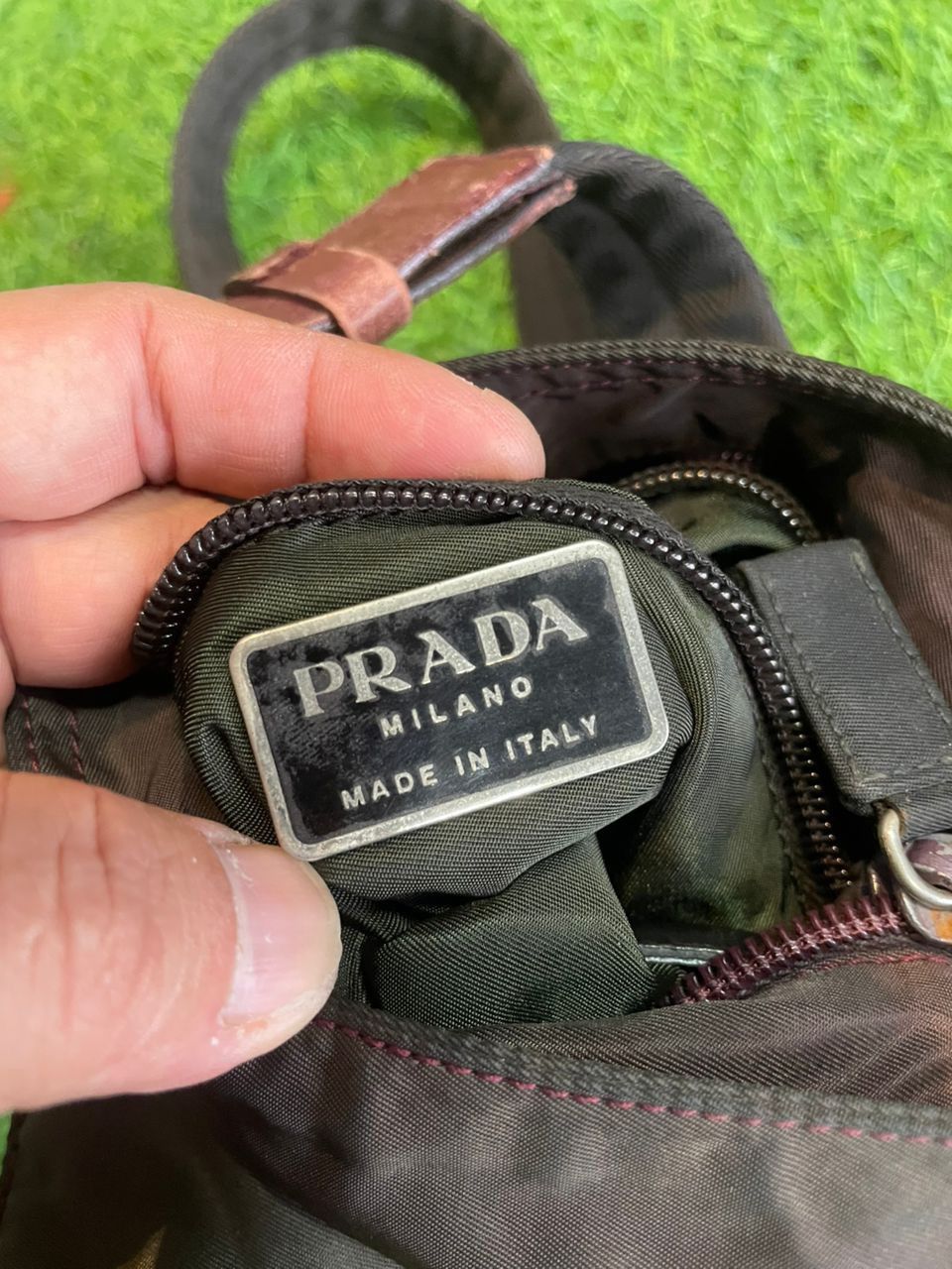 Prada Authentic Vintage Prada Tessuto Nyalon Crossbody Bag Size ONE SIZE - 8 Thumbnail