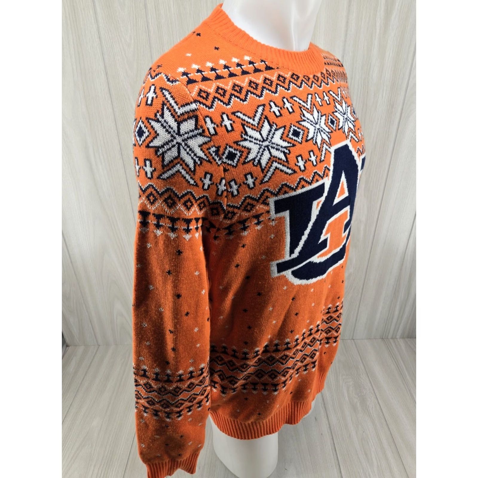 Vintage VINTAGE Campus Specialties Auburn Tigers Holiday Sweater Unisex Adults Crew Neck Long Sleeve 3D Argyle Orange L Fits Size US L / EU 52-54 / 3 - 7 Thumbnail