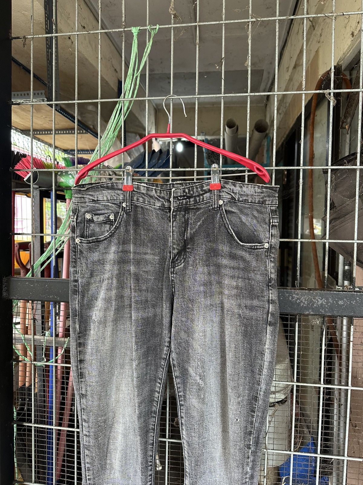 Dolce & Gabbana 👹Vintage Dolce & Gabbana Washed Slim-Fit Jeans Size US 32 / EU 48 - 7 Thumbnail