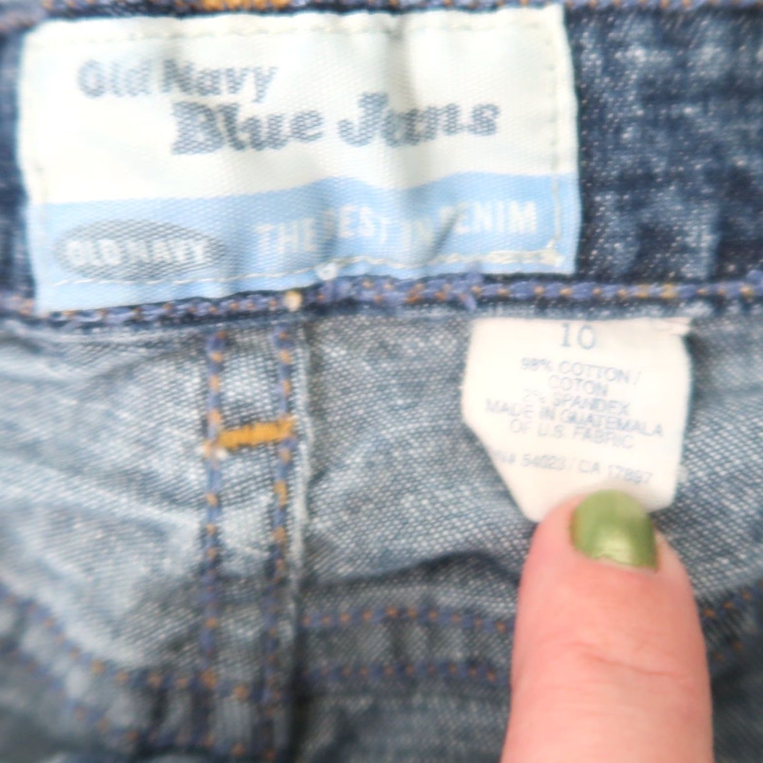 Old Navy VINTAGE Old Navy Denim Shorts Woman 90s Low Rise Medium Wash 10 Womens Casual Cotton Denim Shorts 3 in Inseam Size 32" / US 10 / IT 46 - 3 Thumbnail