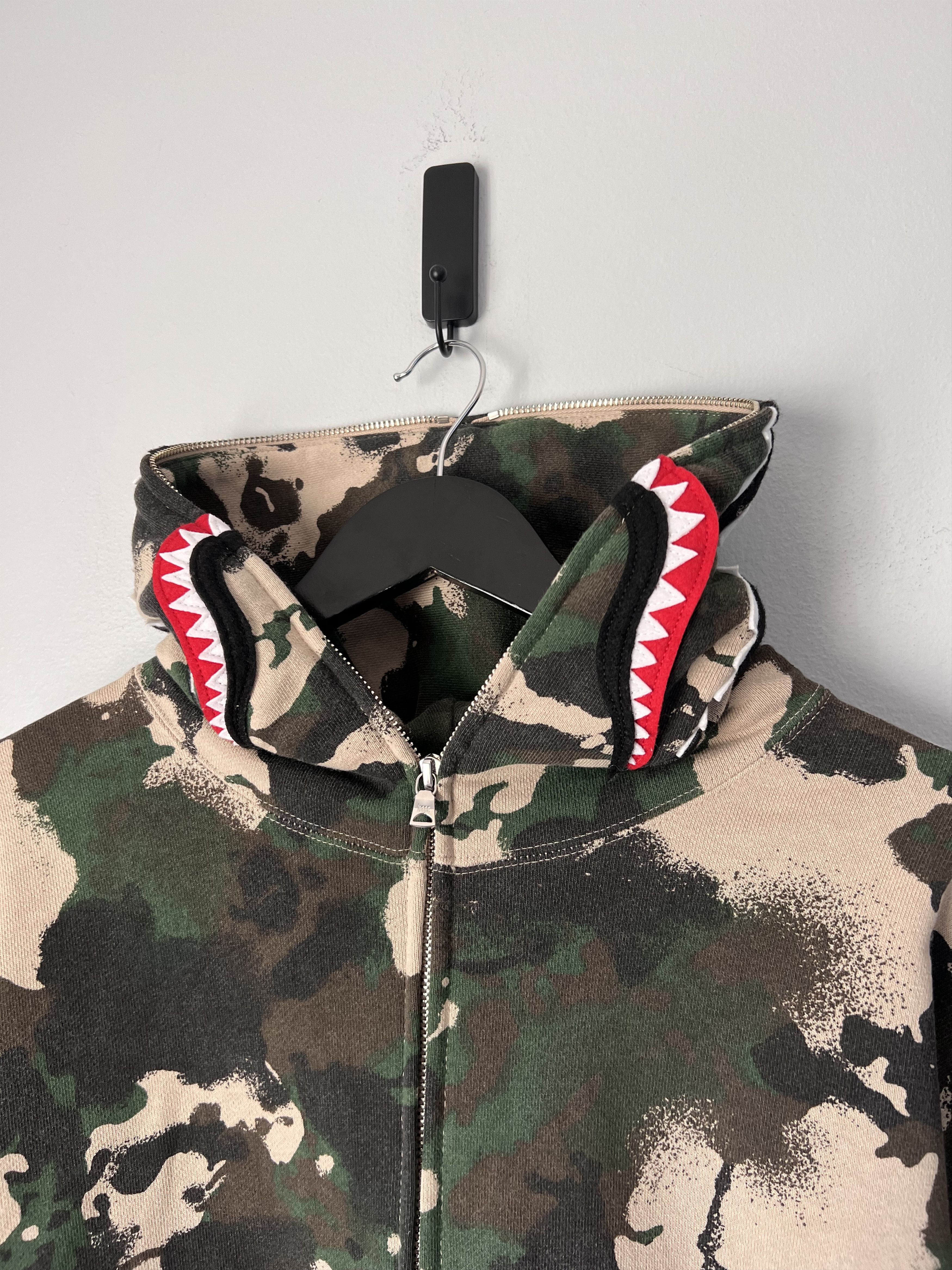 Bape Bape Map Camo Full Zip Shark Hoodie Size US L / EU 52-54 / 3 - 2 Thumbnail