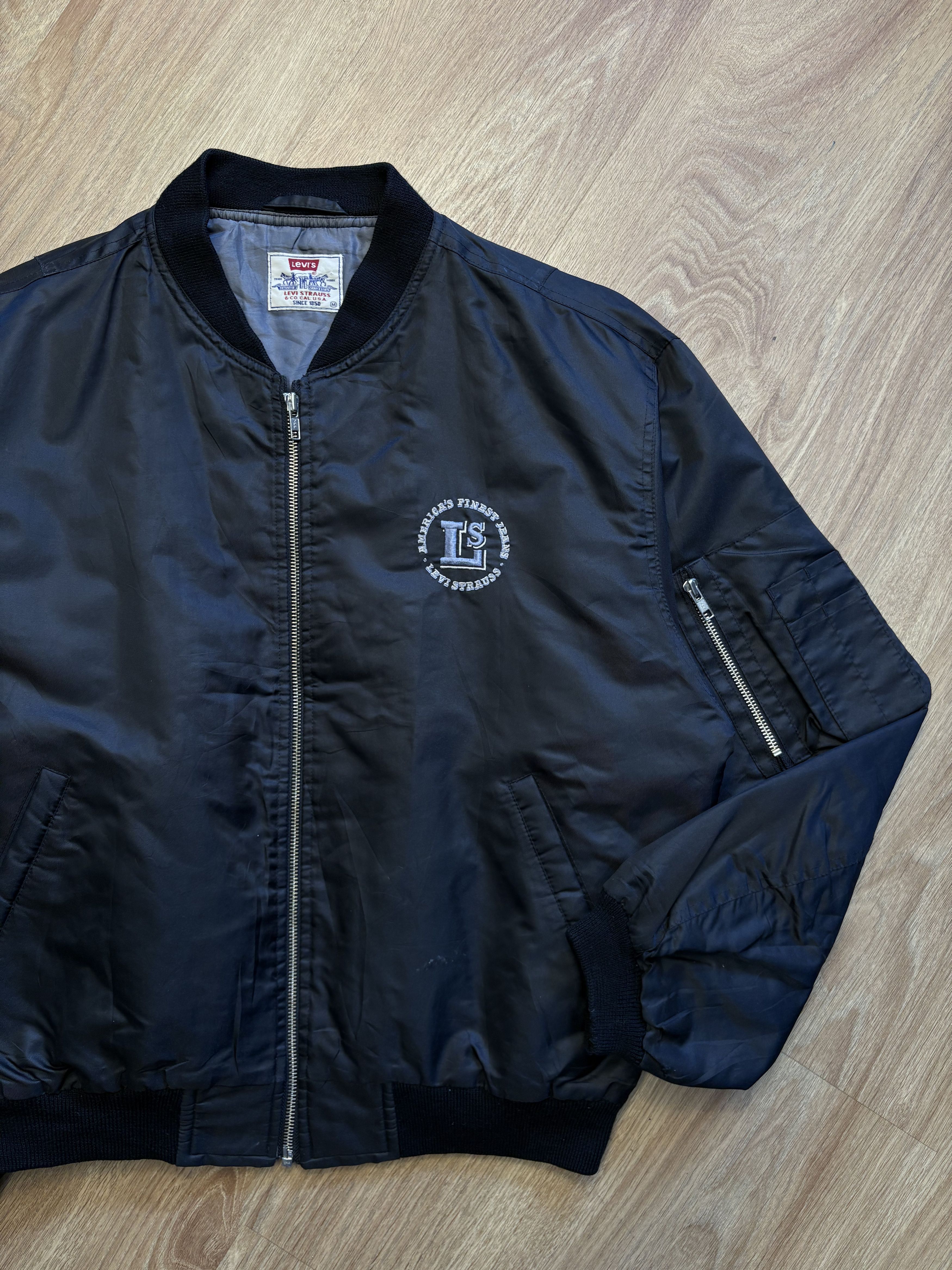 Levi's Levi's 90s Black Embroidered Bomber Jacket (M) Size US M / EU 48-50 / 2 - 2 Thumbnail