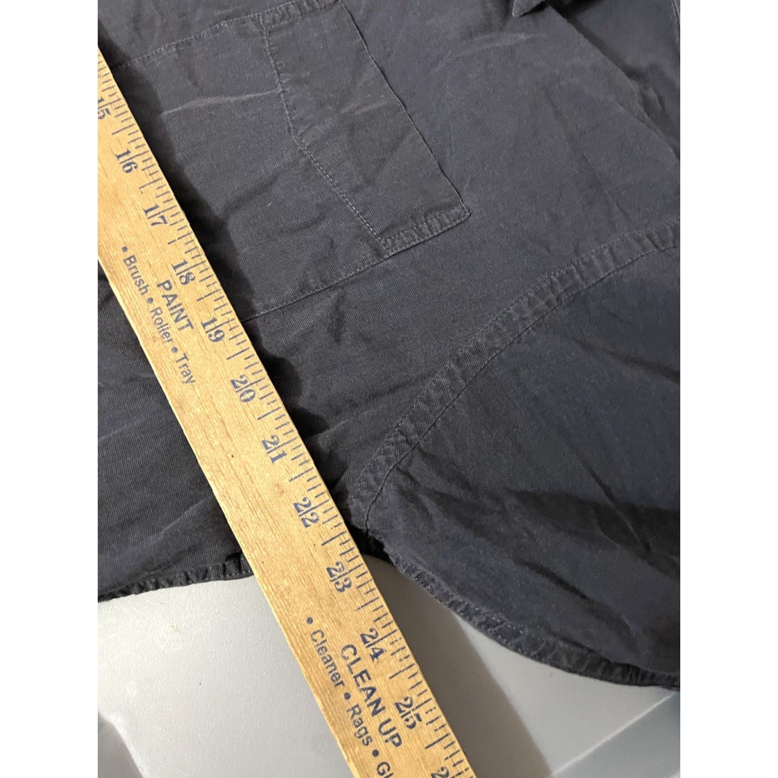 Banana Republic Banana Republic Mens Gray Solid Reg Fit Button Shirt Medium Y2K Size US M / EU 48-50 / 2 - 5 Thumbnail