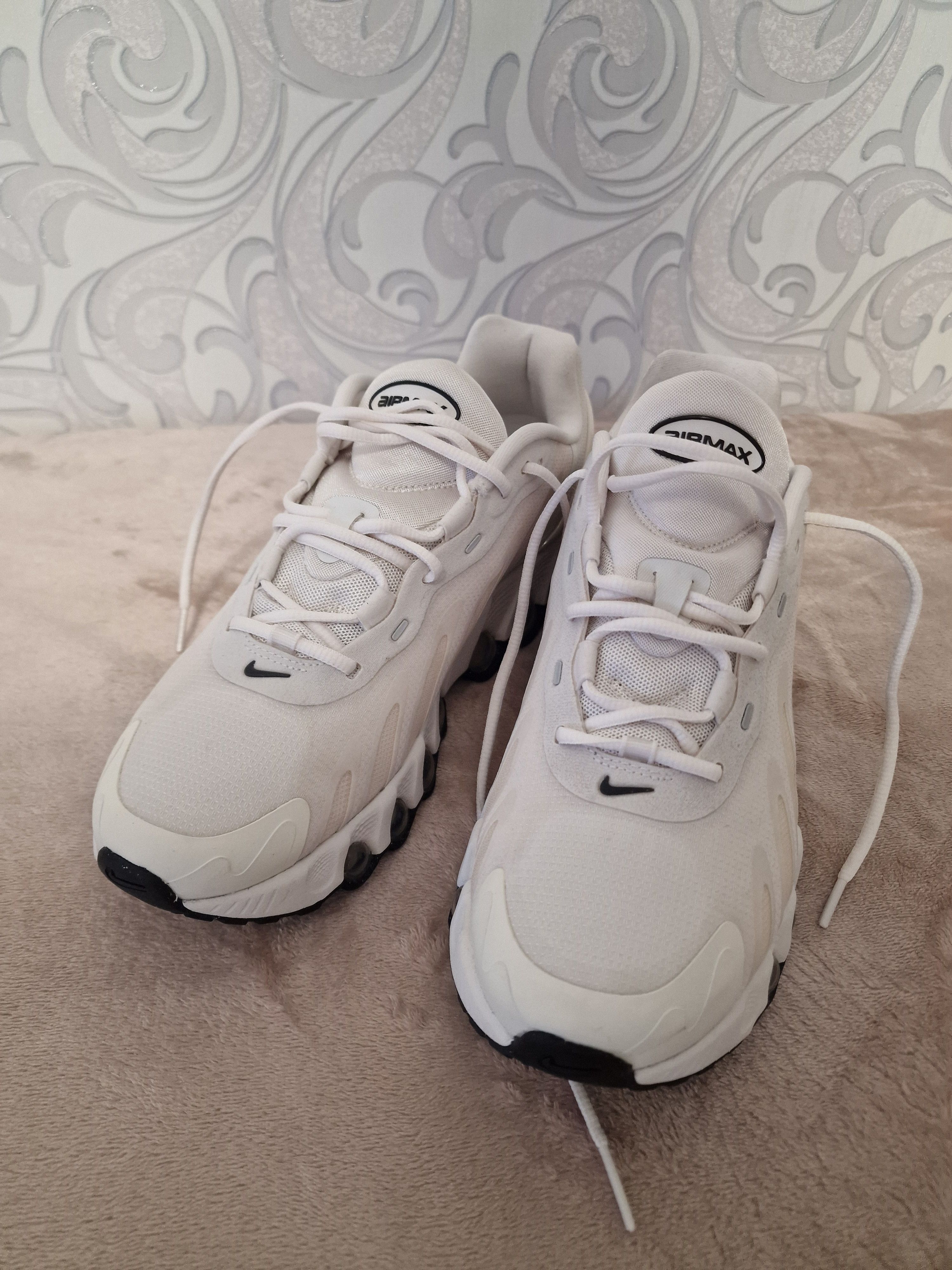 Nike Nike AirMax DN8 Size US 11 / EU 44 - 1 Thumbnail