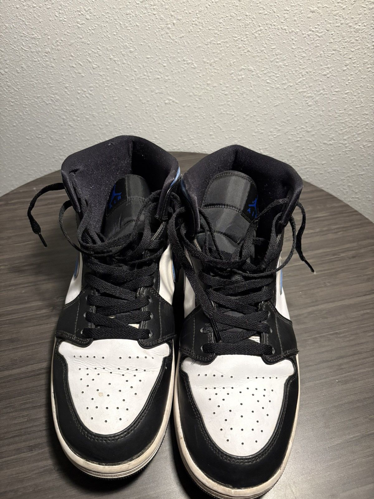 Jordan Brand × Nike Jordan 1 Mid White Black Racer Blue Size US 12 / EU 45 - 4 Thumbnail