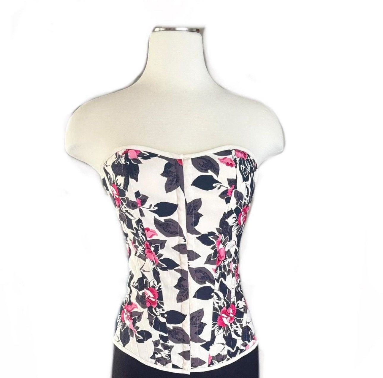Other Charlotte Russe Corset Top in Cream w/ Pink Roses — Fits S/M Size S / US 4 / IT 40 - 3 Thumbnail