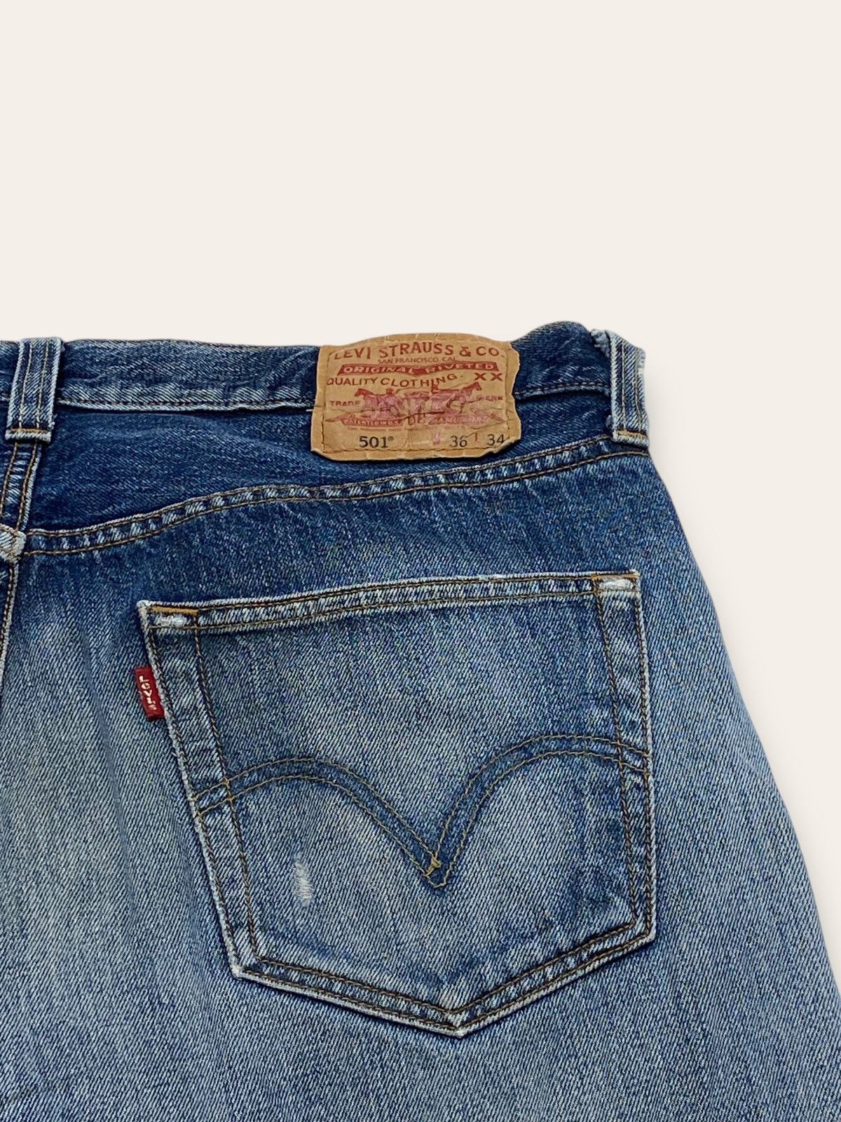 Levi's Vintage LEVIS Grunge Punk Distressed Denim Jeans 501 W35 L32 Size US 35 - 11 Thumbnail