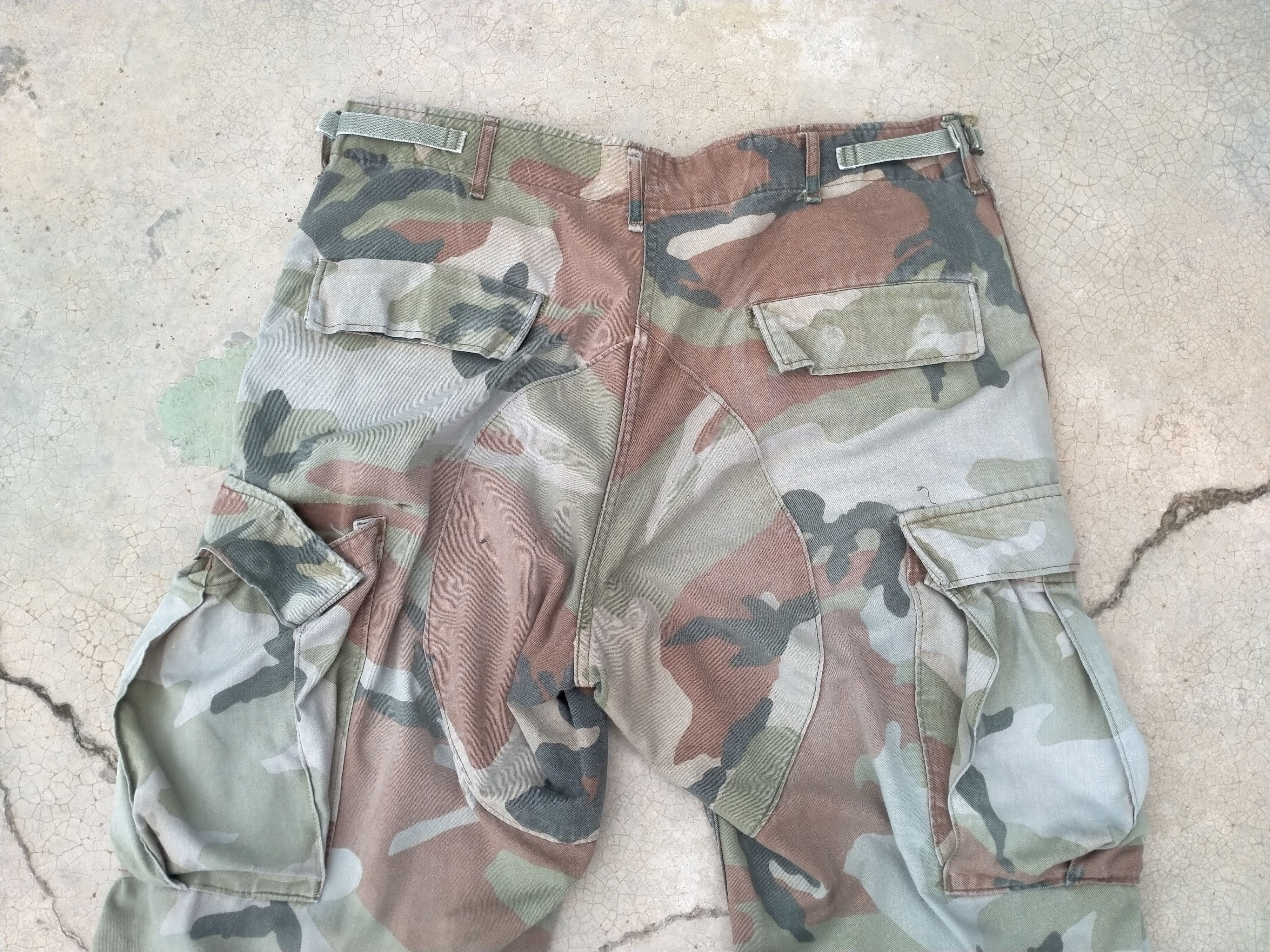 Vintage Vintage Distressed Military trousers Size US 34 / EU 50 - 14 Thumbnail
