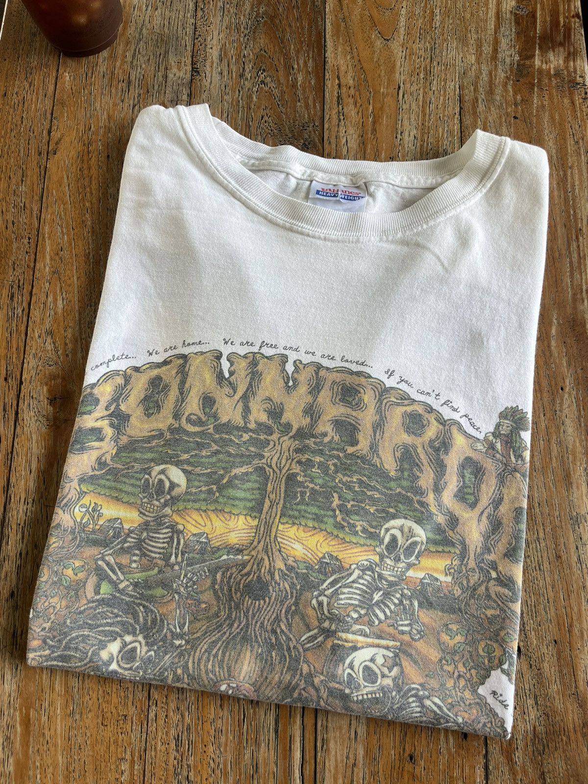 Vintage BONNAROO Tour 2008’s Art design T-shirt
