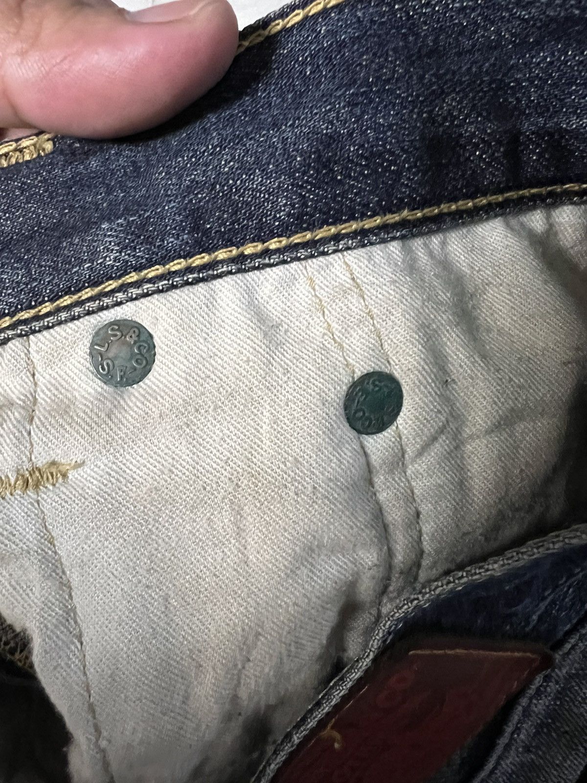Levi's 💥BAGGY💥VINTAGE LEVIS 503 DISTRESSED MUD WASH JEANS VERY RARE Size US 35 - 17 Thumbnail