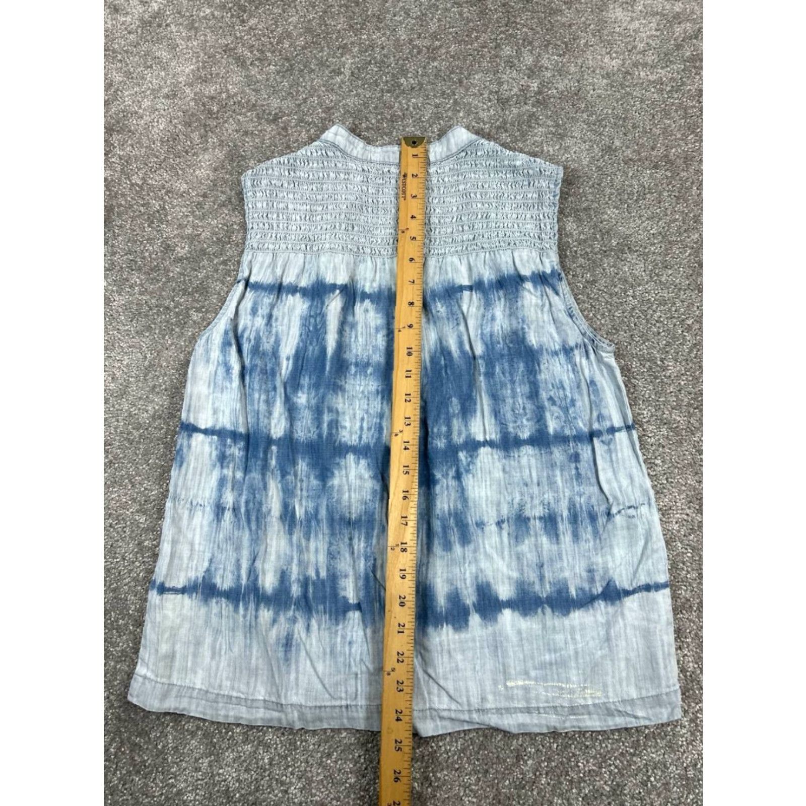 CLOT Cloth & Stone Shirt Womens Small Blue Tank Top V-Neck Sleeveless Tie Dye Pullover Casual Lightweight Knit Lyocell Regular S Blue 90s? Size S / US 4 / IT 40 - 7 Thumbnail