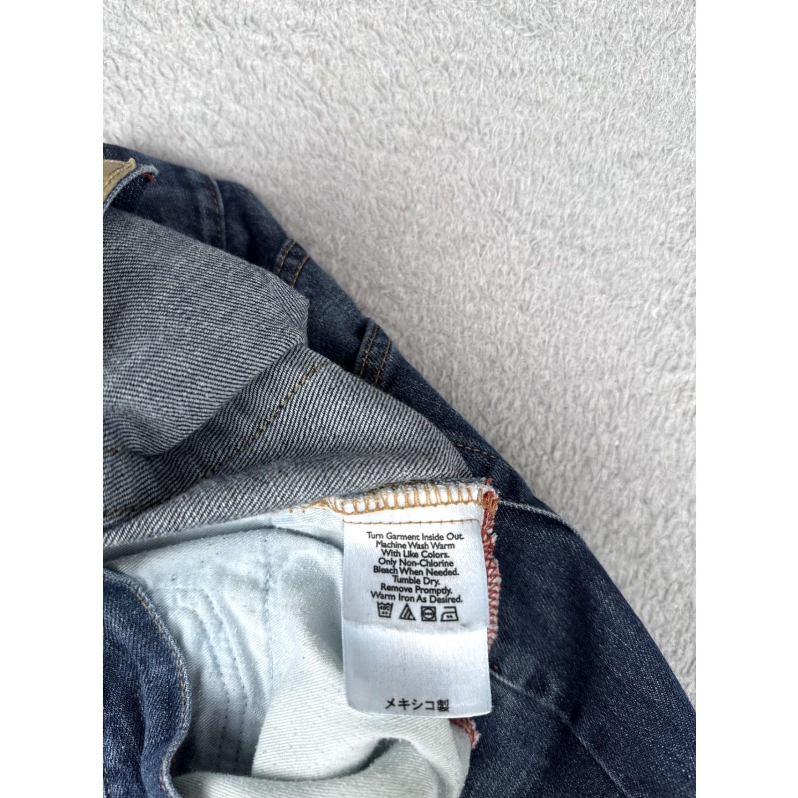 Eddie Bauer Eddie Bauer Jeans Mens 32x29 Blue Classic Fit Straight Leg Zip Fly 5-Pocket Size US 32 / EU 48 - 7 Thumbnail