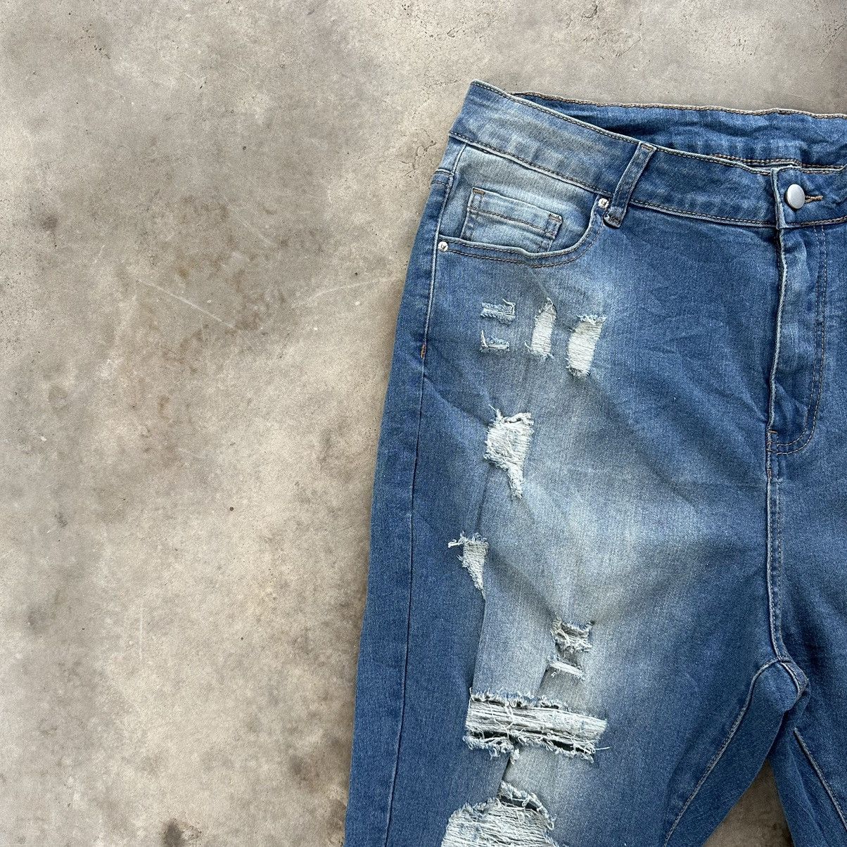 Japanese Brand Vintage Japanese Distressed Faded Slim Fit Denim Jean Pant Size US 36 / EU 52 - 4 Thumbnail