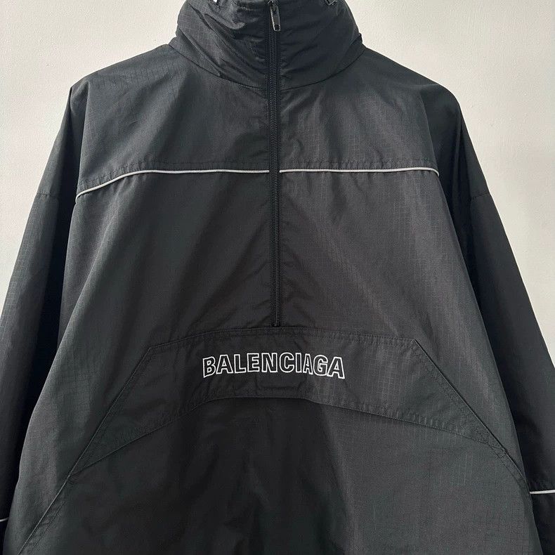 Balenciaga Balenciaga Front and back embroidered logo half zip ski jac Size US S / EU 44-46 / 1 - 3 Thumbnail
