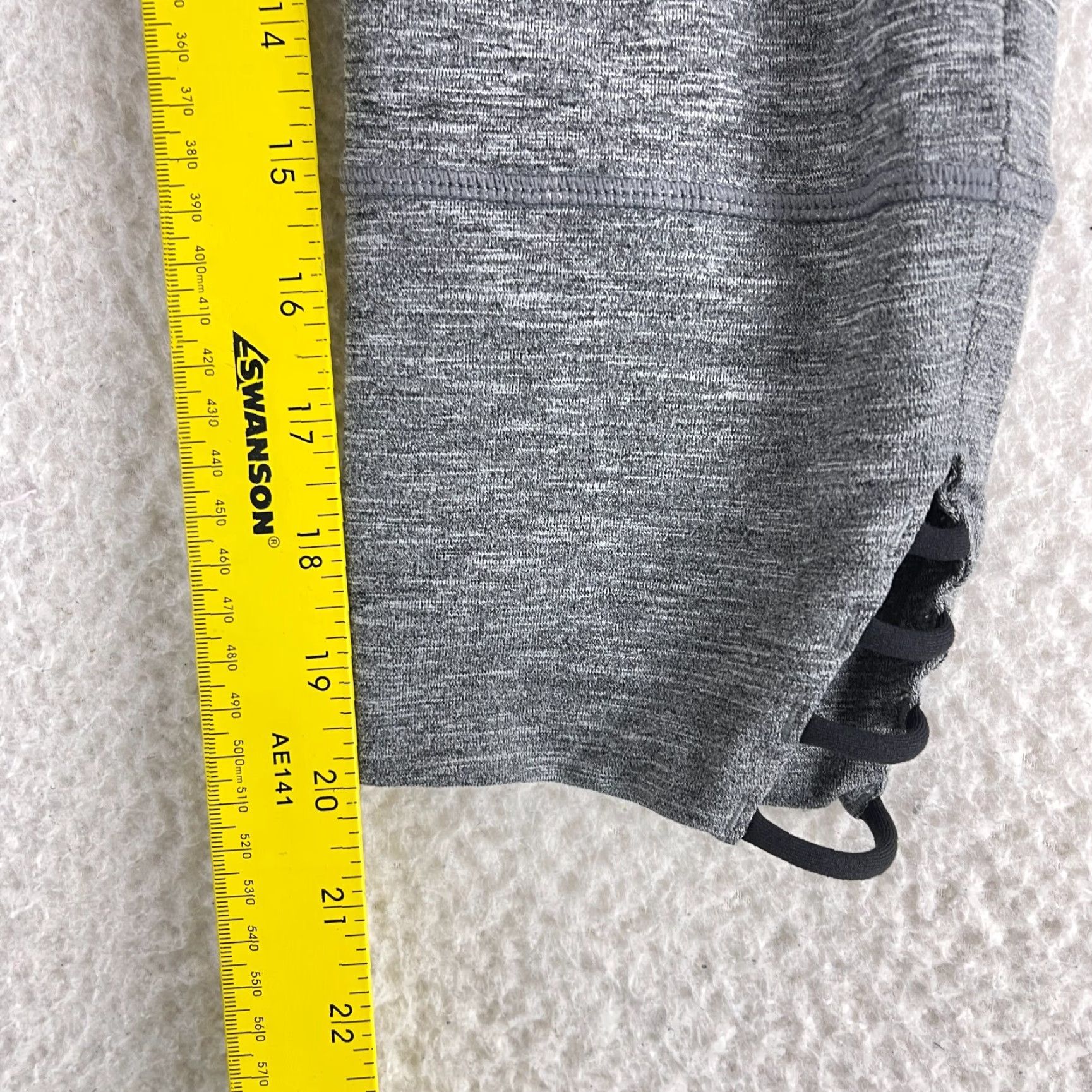 Prana prAna Gray Pull On Calf Length Leggings Womens Activewear Stretch Size Small Size 42" / US 20 - 6 Thumbnail
