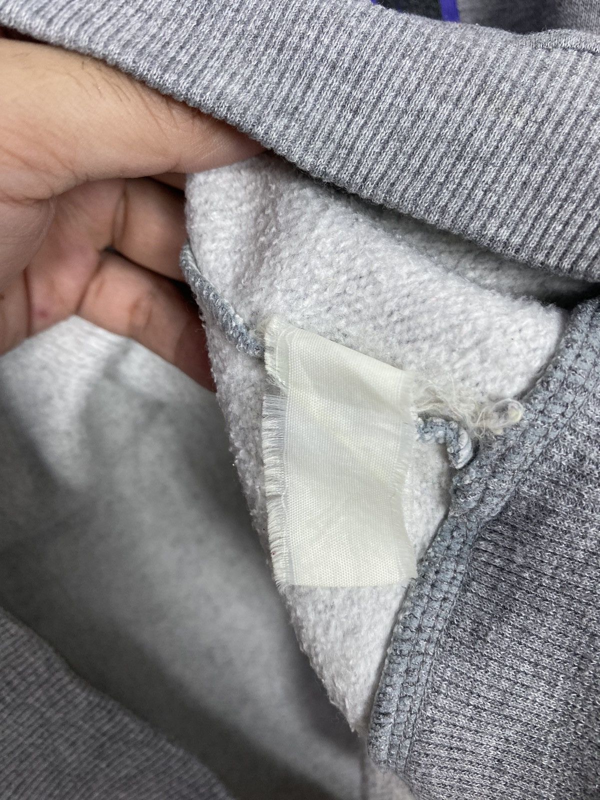 Puma Rare‼️ Vintage Puma Sweatshirt Big Logo Size S / US 4 / IT 40 - 4 Thumbnail
