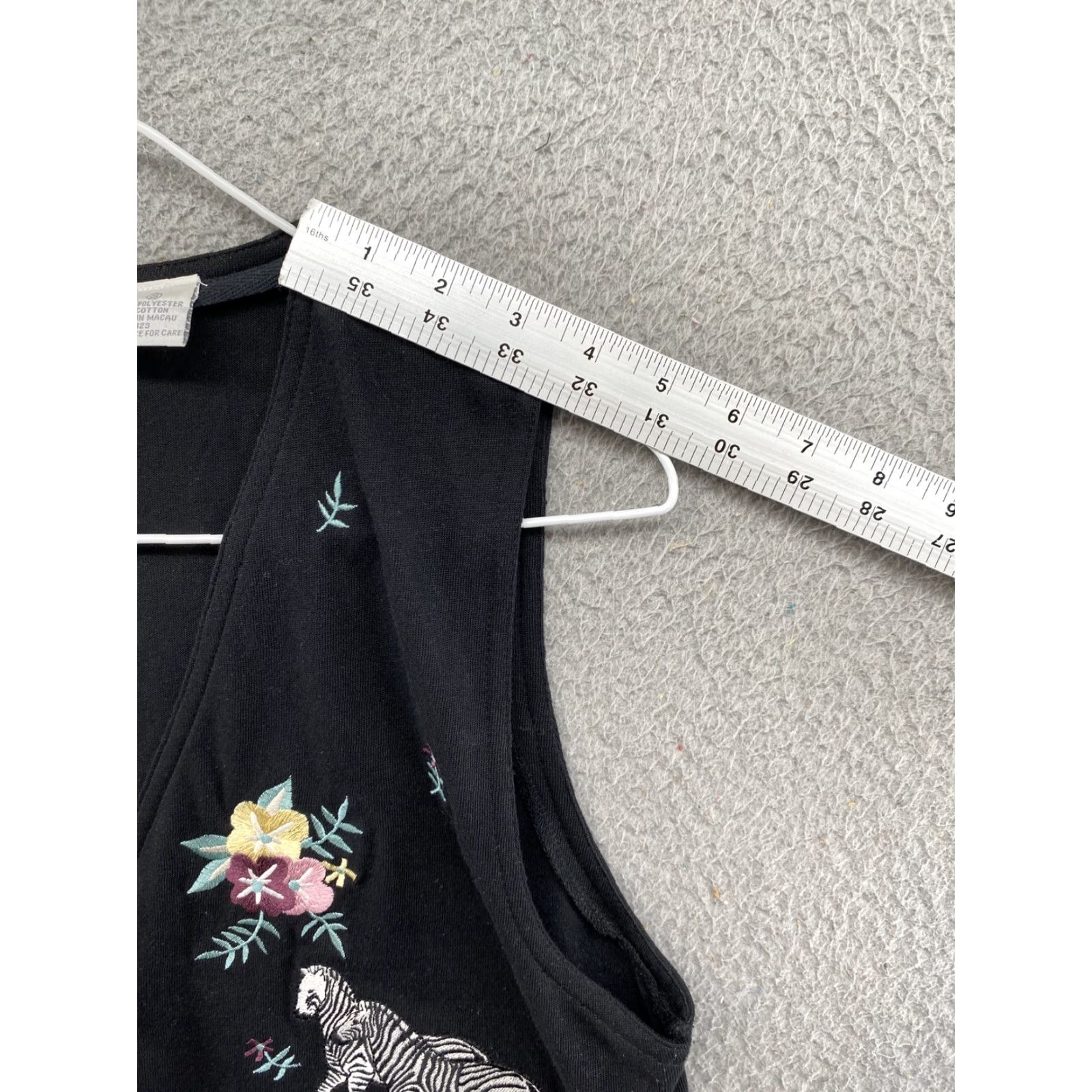 Vintage Christopher & Banks Women’s Button-Up Vest Embroidered Zoo Animals Size Small Black Size S / US 4 / IT 40 - 7 Thumbnail
