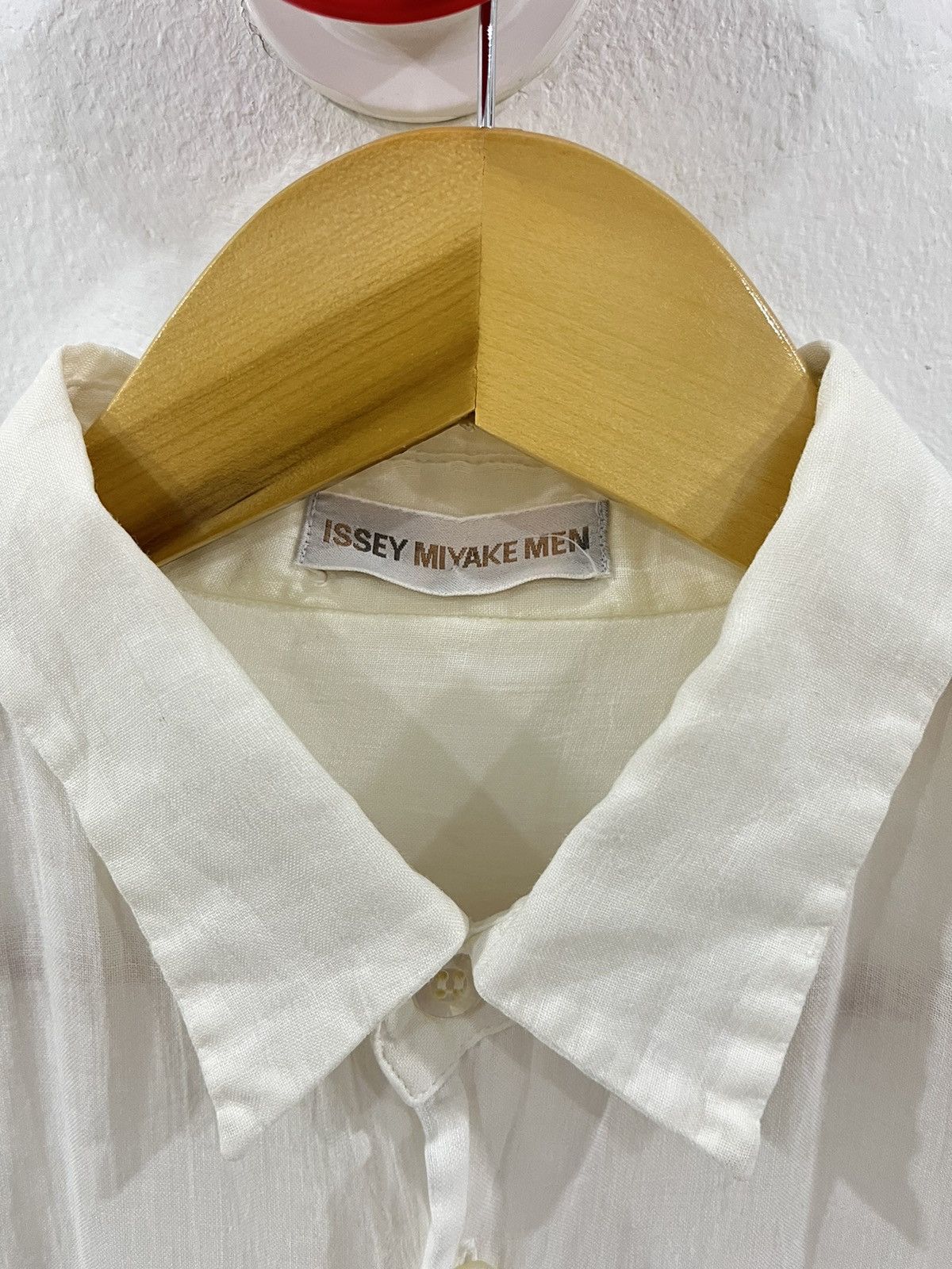 Issey Miyake × Japanese Brand × Vintage Issey Miyake Button Up White Long Sleeve 100% Linen Shirt Size US S / EU 44-46 / 1 - 4 Thumbnail
