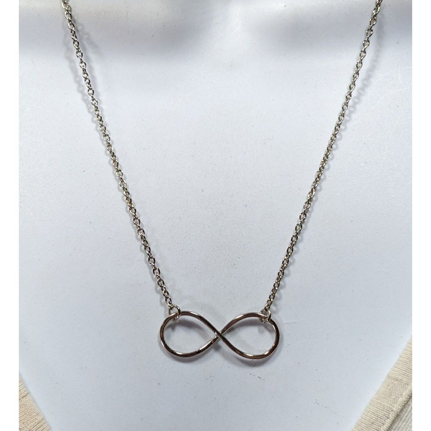 Other Dainty Infinity Pendant Silver Tone Necklace Size ONE SIZE - 5 Thumbnail