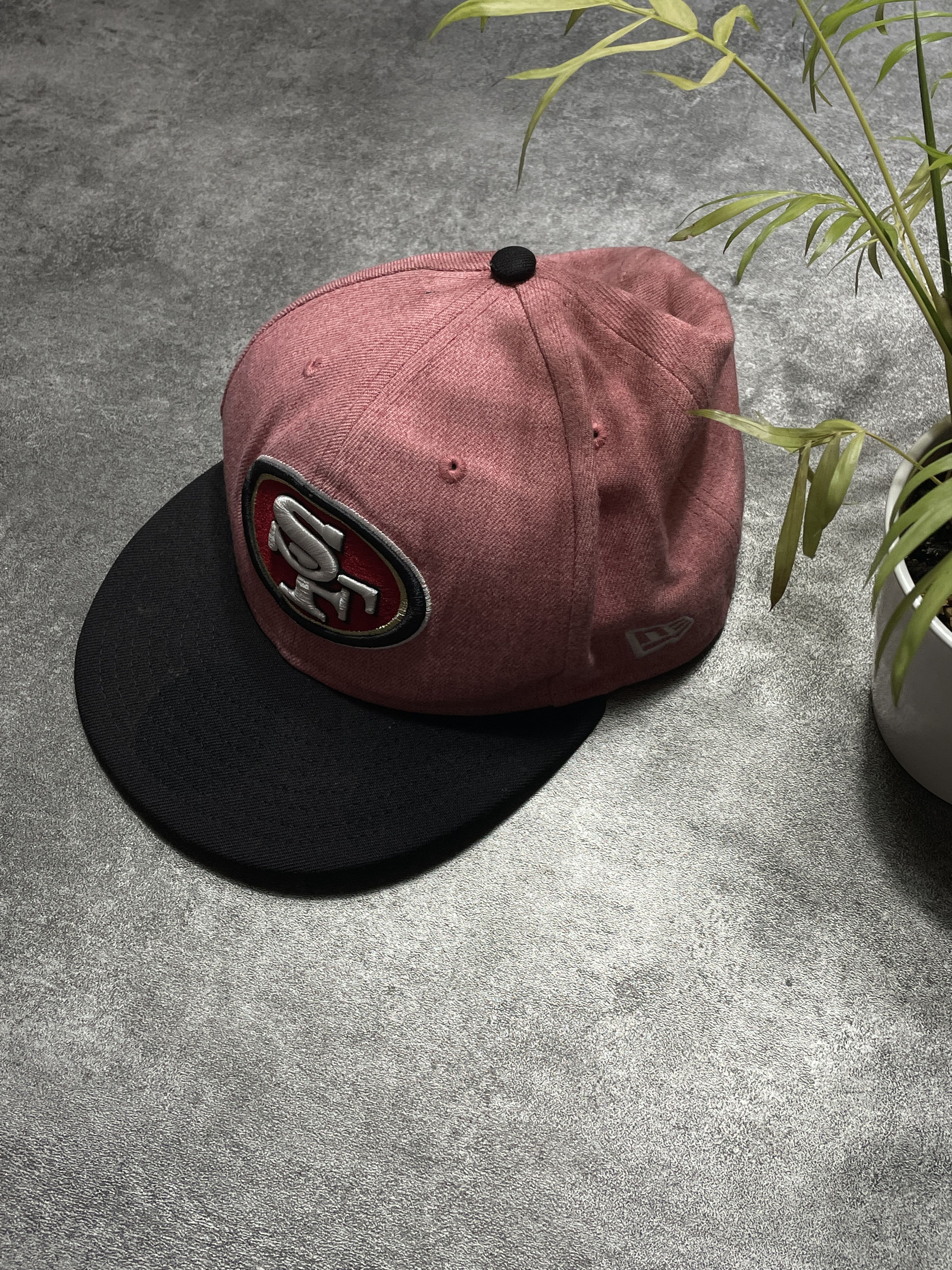 New Era ❗️RARE❗️New Era NFL Vintage Y2K Full Cap Streetwear Wool Size 38 - 1 Thumbnail