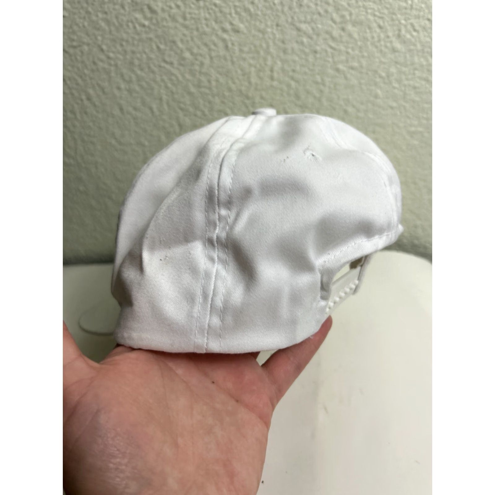 Vintage VINTAGE White Green SnapBack Hat Mens Adjustable Chimney Rock J Hats Rock Hats 90s (if applicable) Size ONE SIZE - 7 Thumbnail