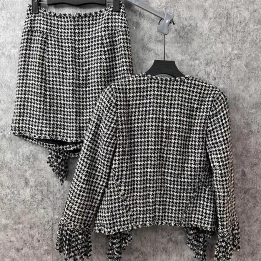 Chanel Chanel Suit Size XS / US 0-2 / IT 36-38 - 3 Thumbnail