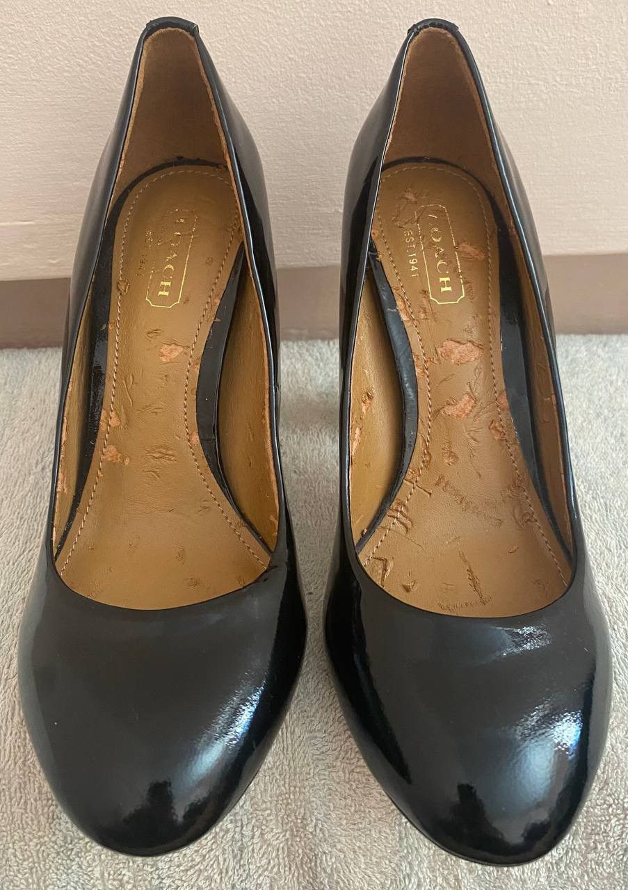 Coach 🖤 Coach Shelley Black Patent Pumps Size 5.5 Size US 5.5 / IT 35.5 - 3 Thumbnail