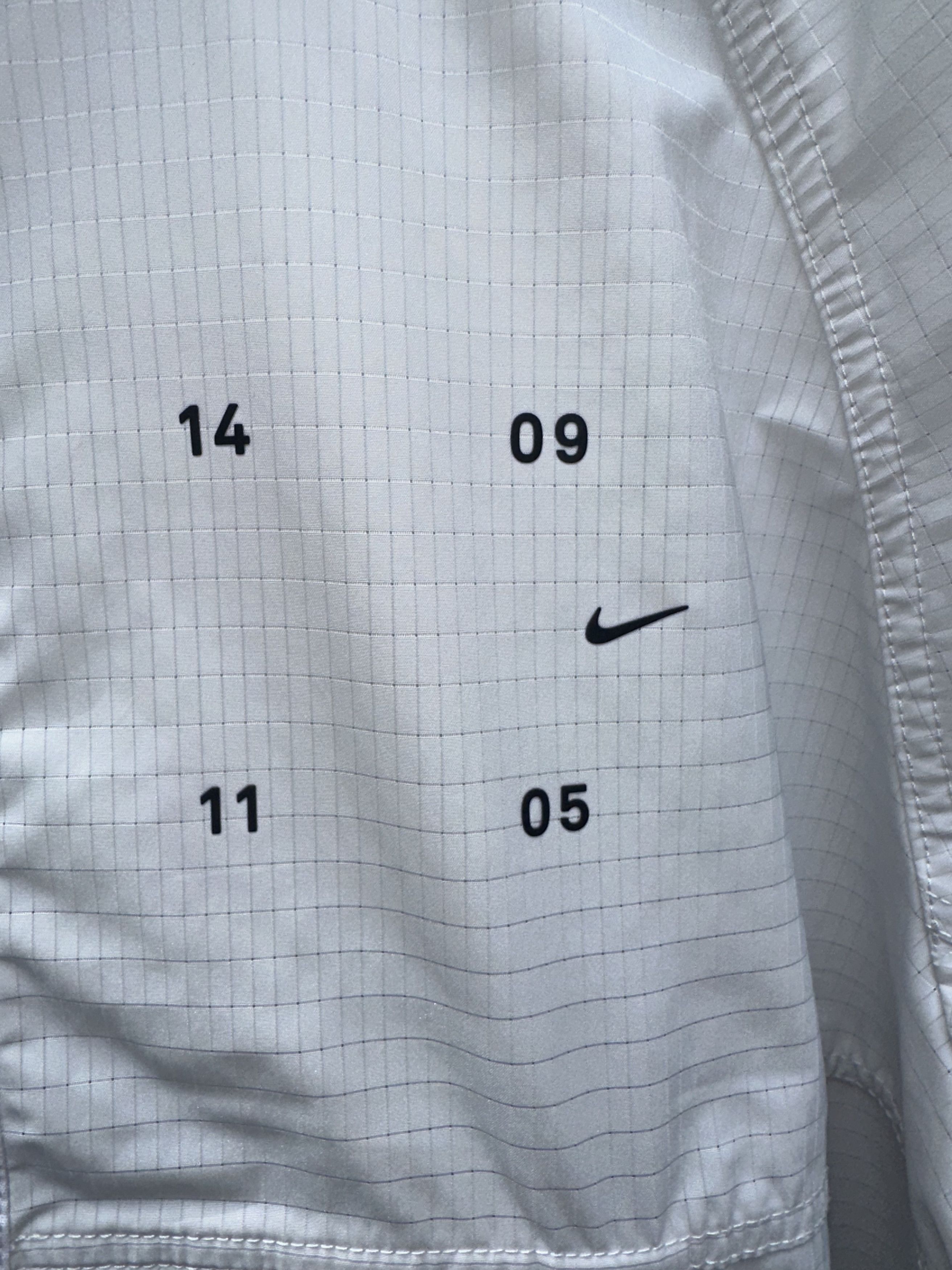 Nike Nike Tech Pack Reflective Windbreaker Asymmetric Anorak Size US XL / EU 56 / 4 - 3 Thumbnail