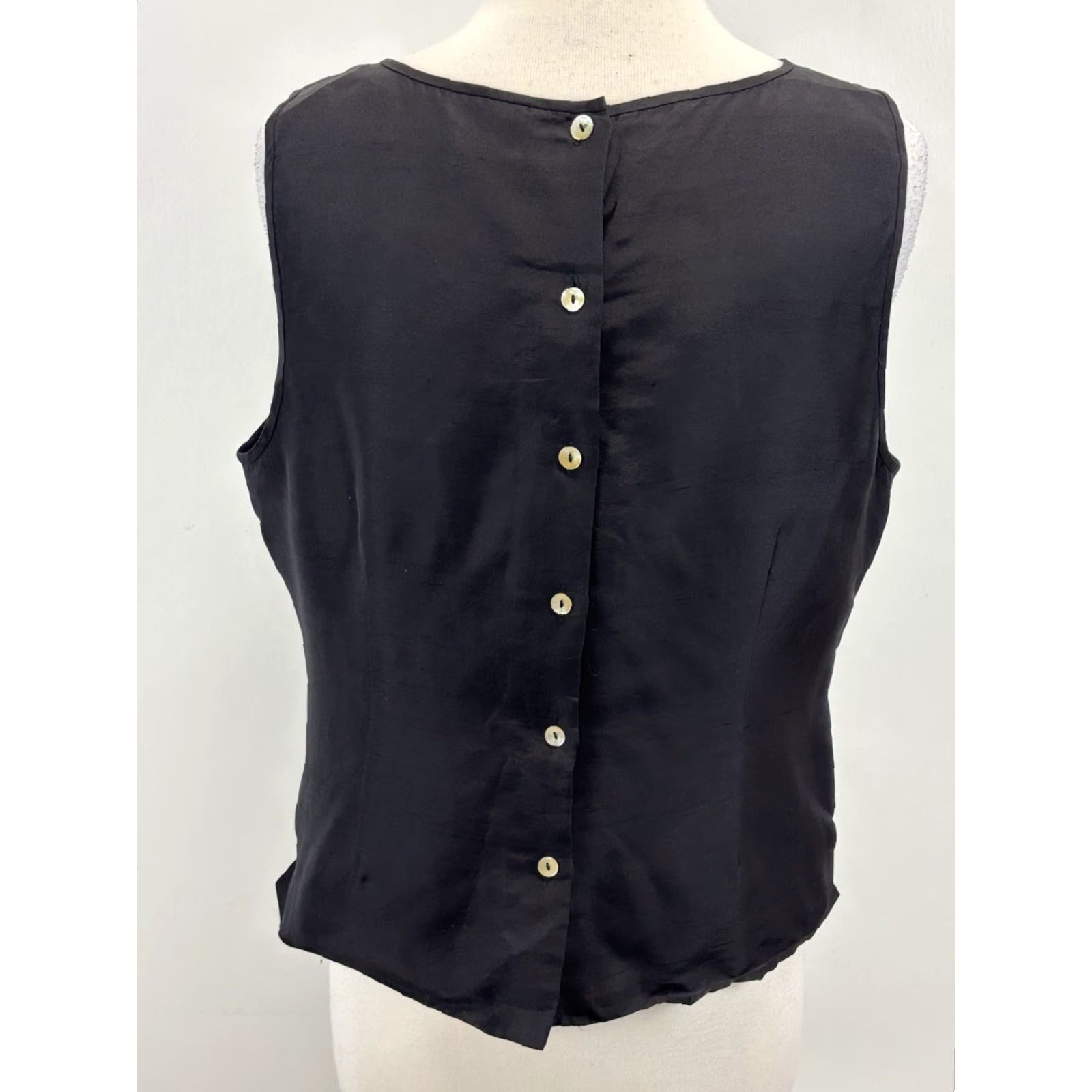 Vintage VINTAGE Robbie Bee Silk Blouse Top Women’s 16 Black Polka Dot Sleeveless Back Button Business Shirt Womens 16 Size XXL / US 16-18 / IT 52-54 - 3 Thumbnail