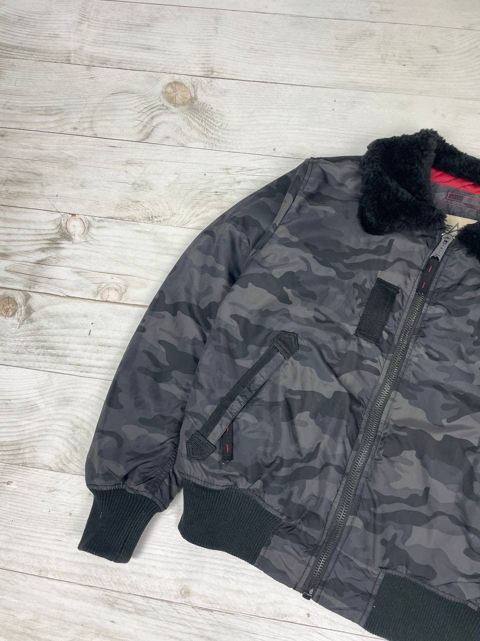 Alpha Industries Vintage Alpha Industries Camo Bomber Jacket US Military Army Size US L / EU 52-54 / 3 - 4 Thumbnail