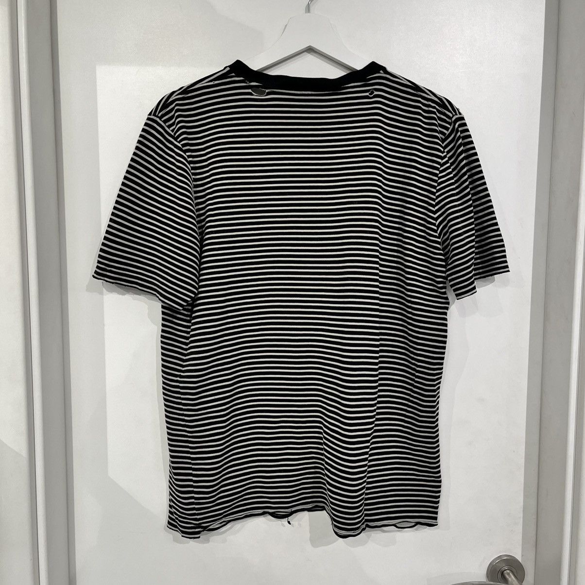 Saint Laurent Paris Saint Laurent Paris Tee Size US S / EU 44-46 / 1 - 2 Thumbnail