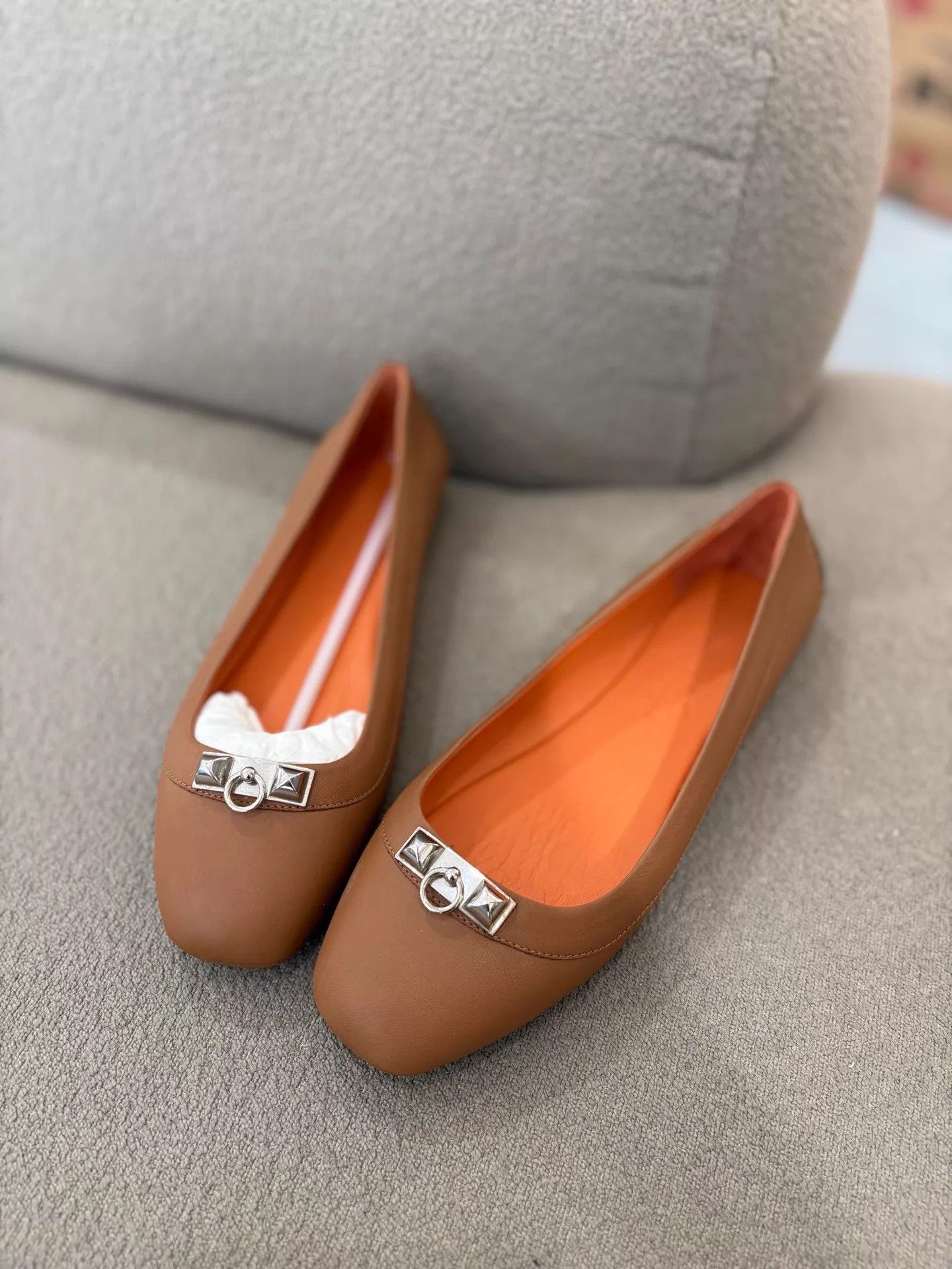 Hermes Hermes Brown New 36 Loafers Size US 5.5 / IT 35.5 - 1 Thumbnail