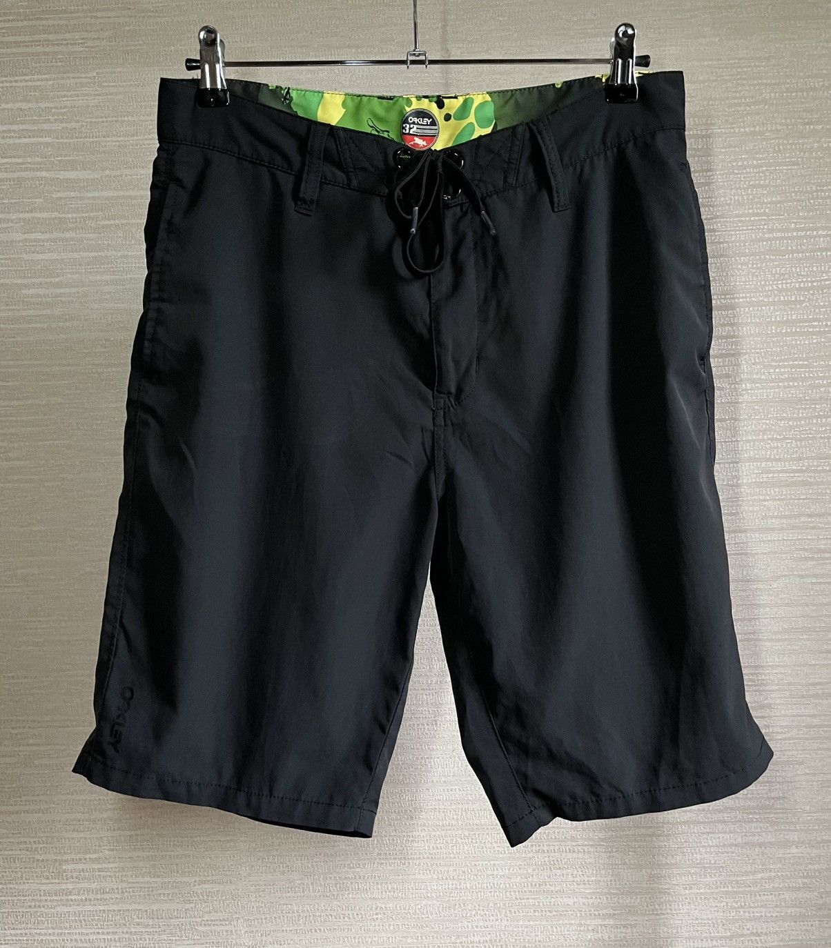 Oakley Oakley Men's Board Shorts Swim Trunks Size US 32 / EU 48 - 1 Thumbnail
