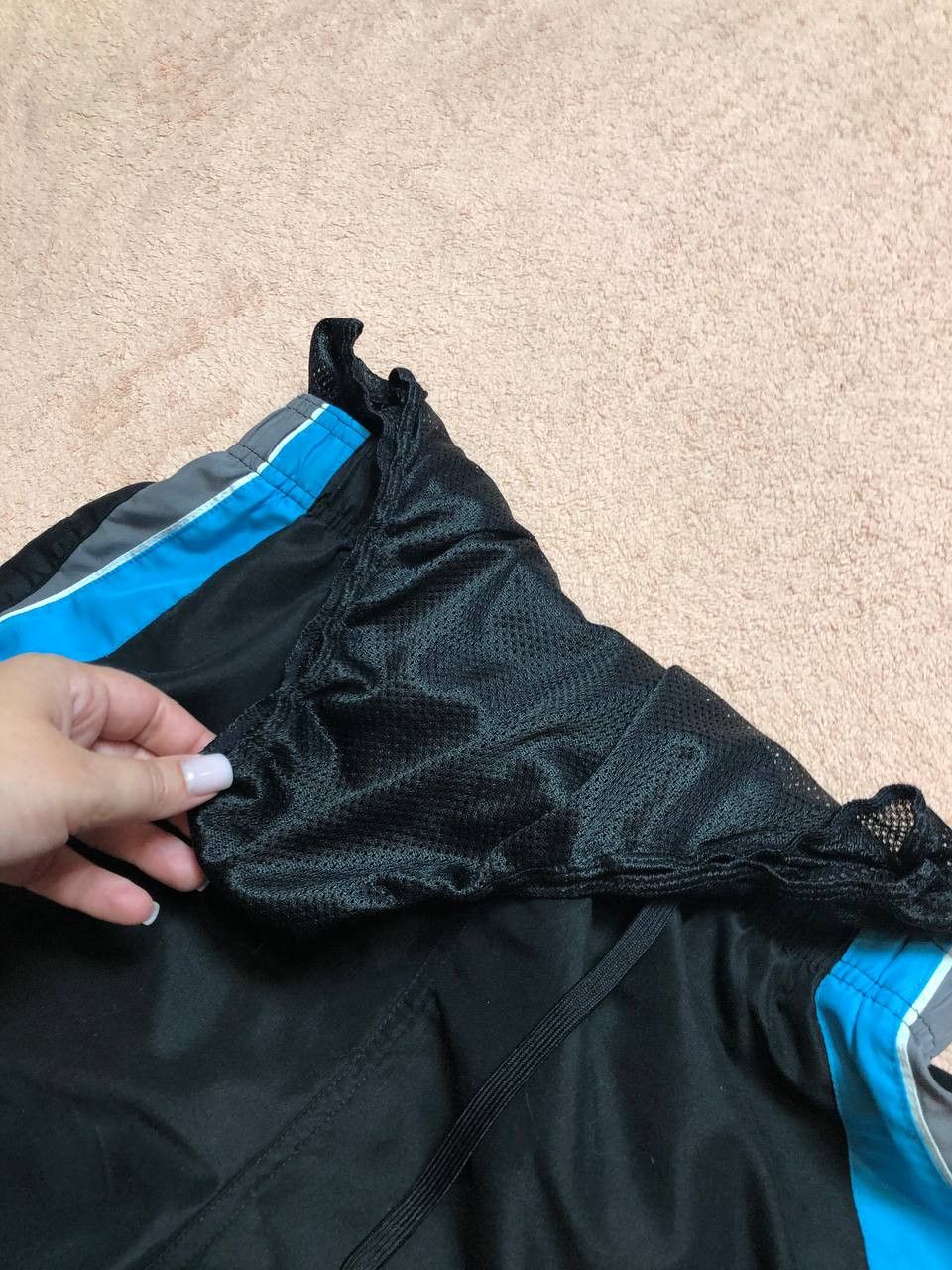 Nike Vintage Shorts black and blue Nike logo Y2K sportwear Size US 32 / EU 48 - 14 Thumbnail
