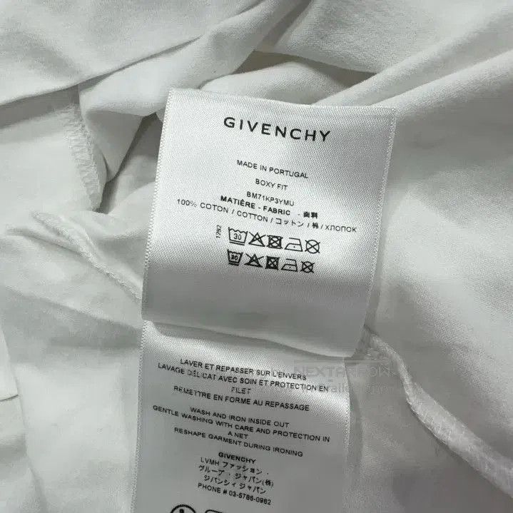 Givenchy Givenchy Boxy Fit Flowers Logo Long Sleeve T-Shirt. Size US L / EU 52-54 / 3 - 7 Thumbnail