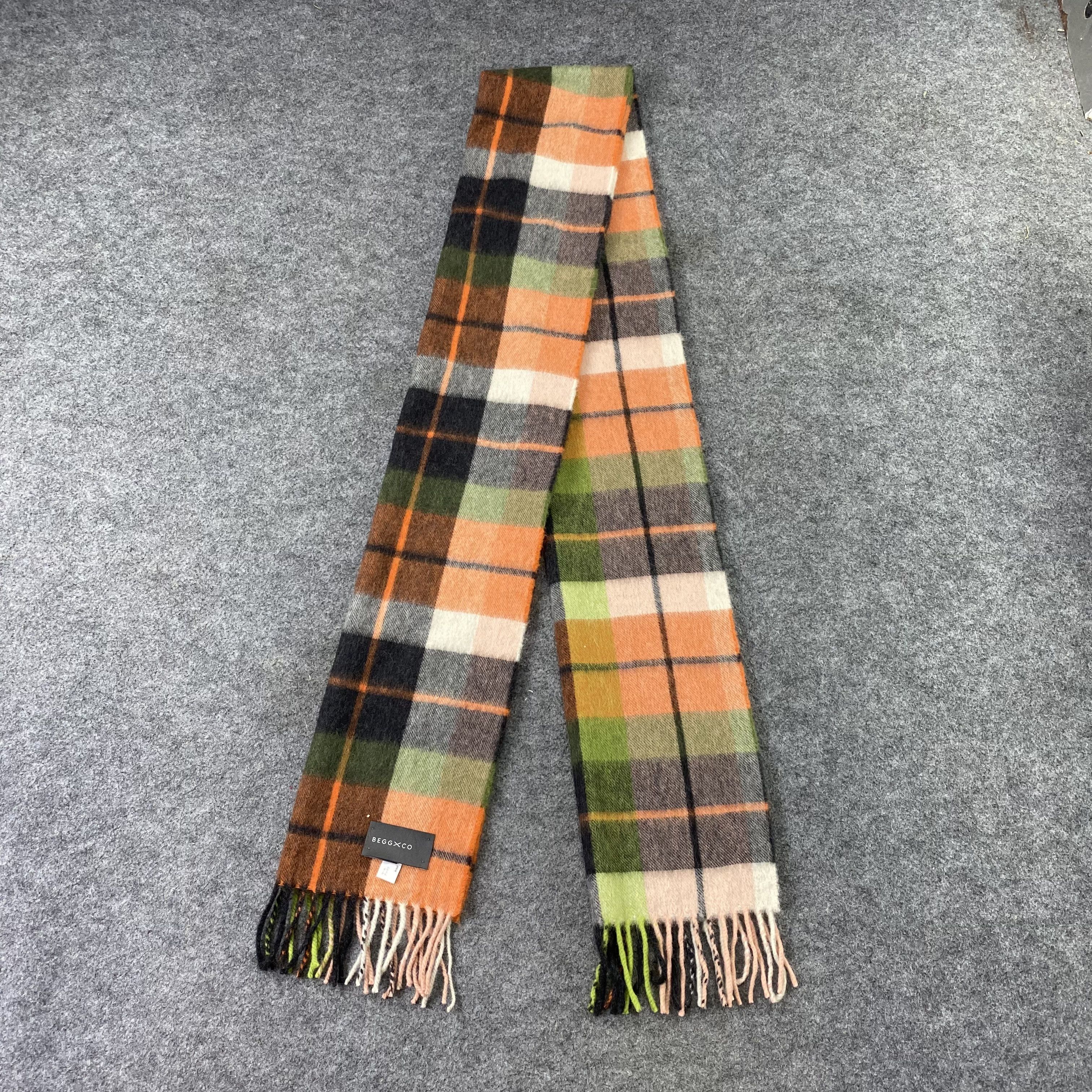 Begg x Co × Vintage Begg & Co Muffler / Scarf / Neckwear - T1376 Size ONE SIZE - 4 Thumbnail