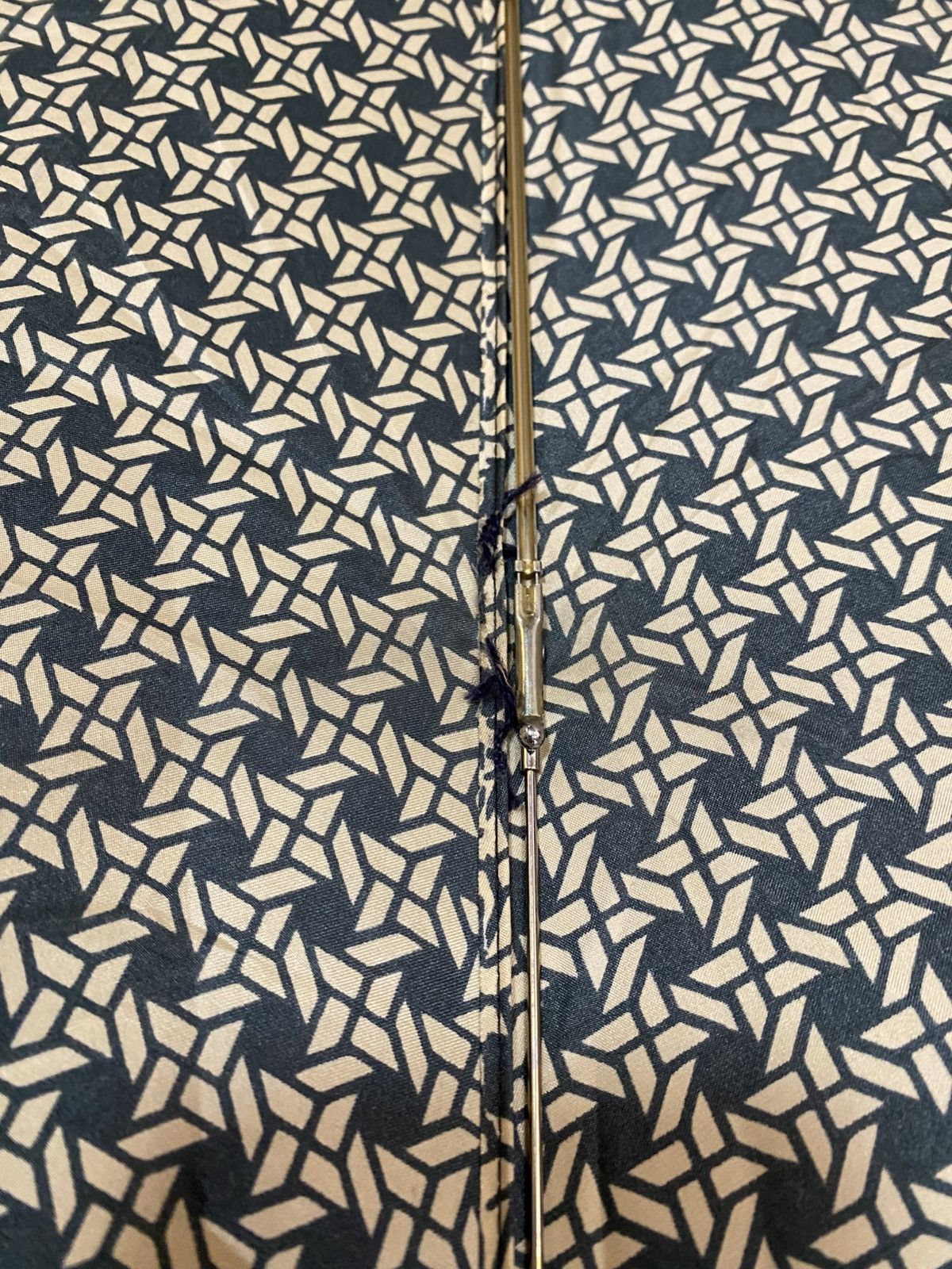 Yves Saint Laurent Vintage over pront Yves Saint Lauren folding umbrella Size ONE SIZE - 4 Thumbnail